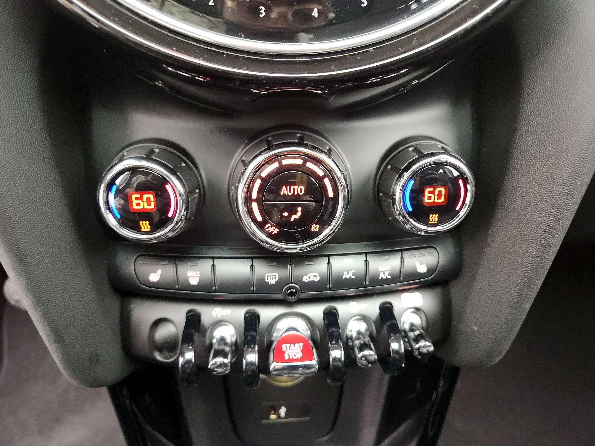 Thumbnail: 2022 MINI Cooper Hardtop - 16