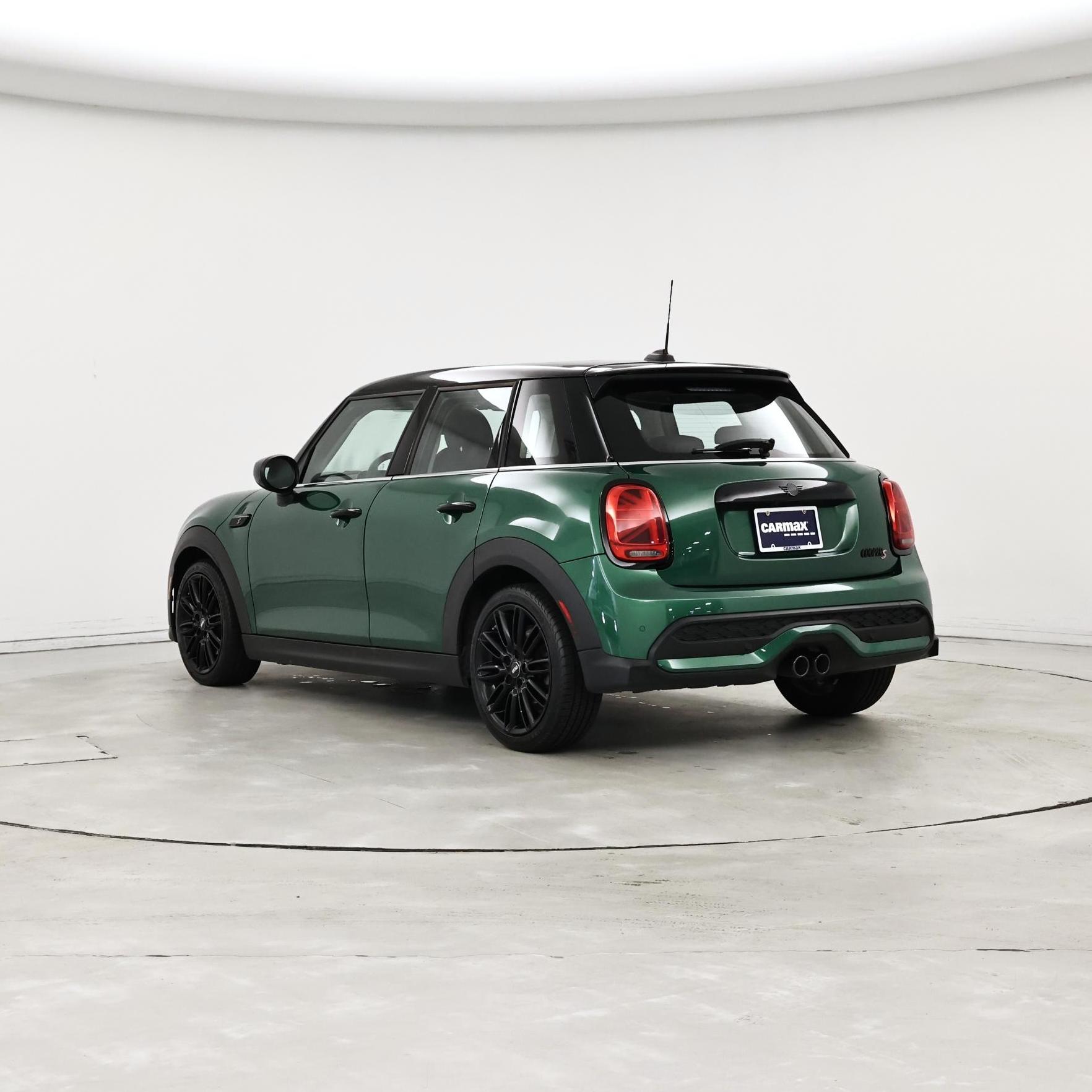 Thumbnail: 2022 MINI Cooper Hardtop - 2