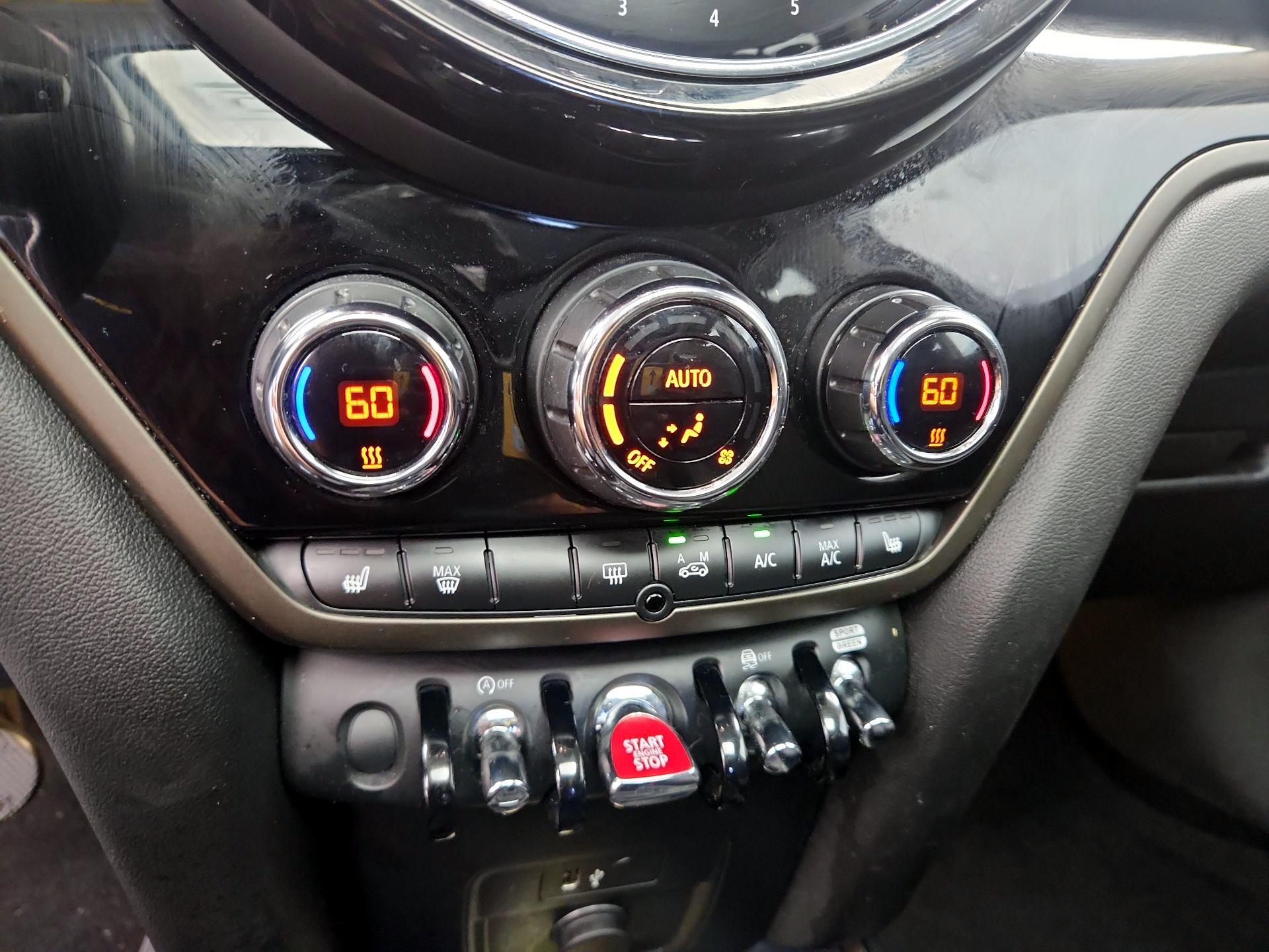 Thumbnail: 2022 MINI Cooper Countryman - 16