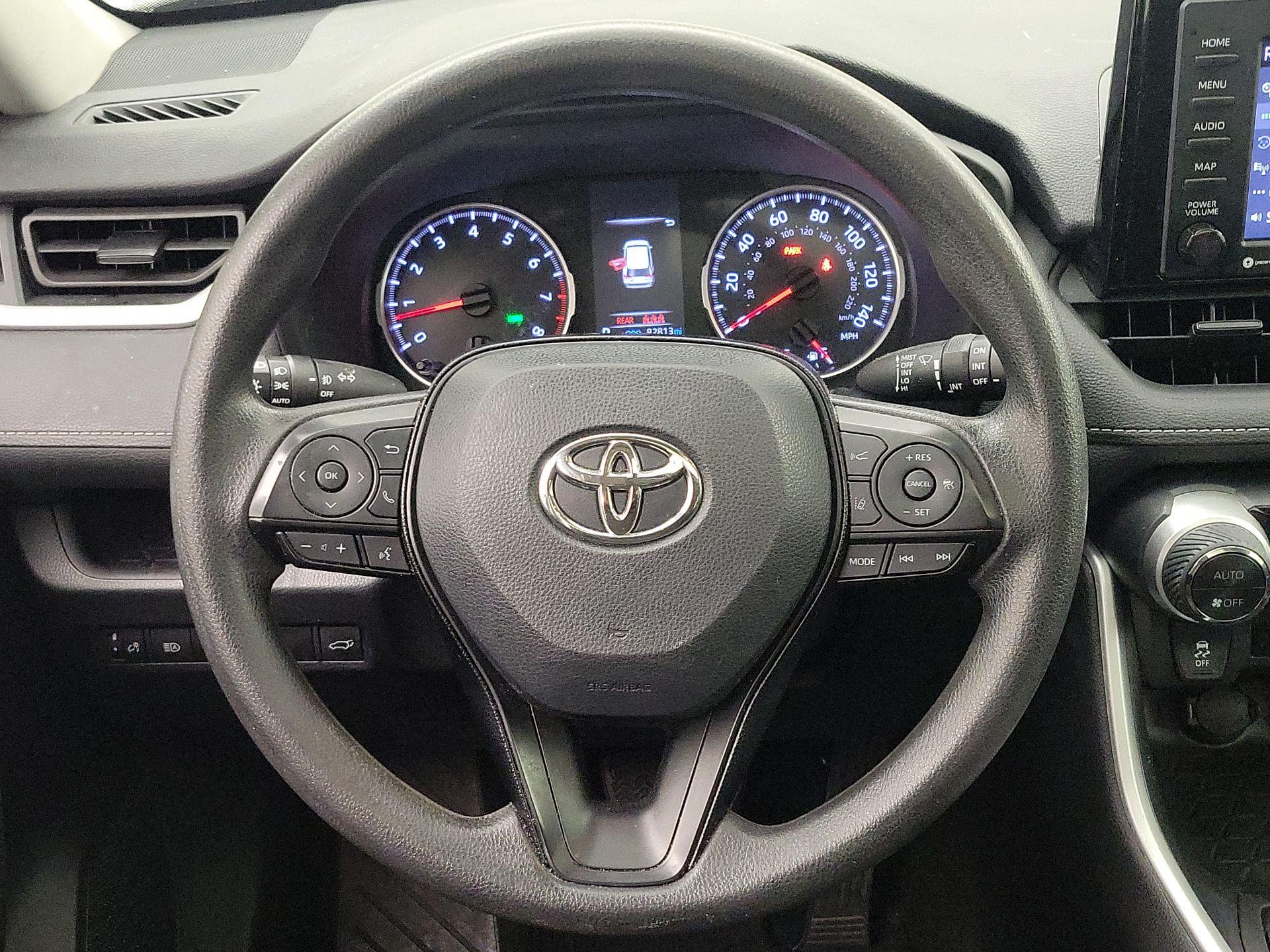 Thumbnail: 2021 Toyota RAV4 - 10