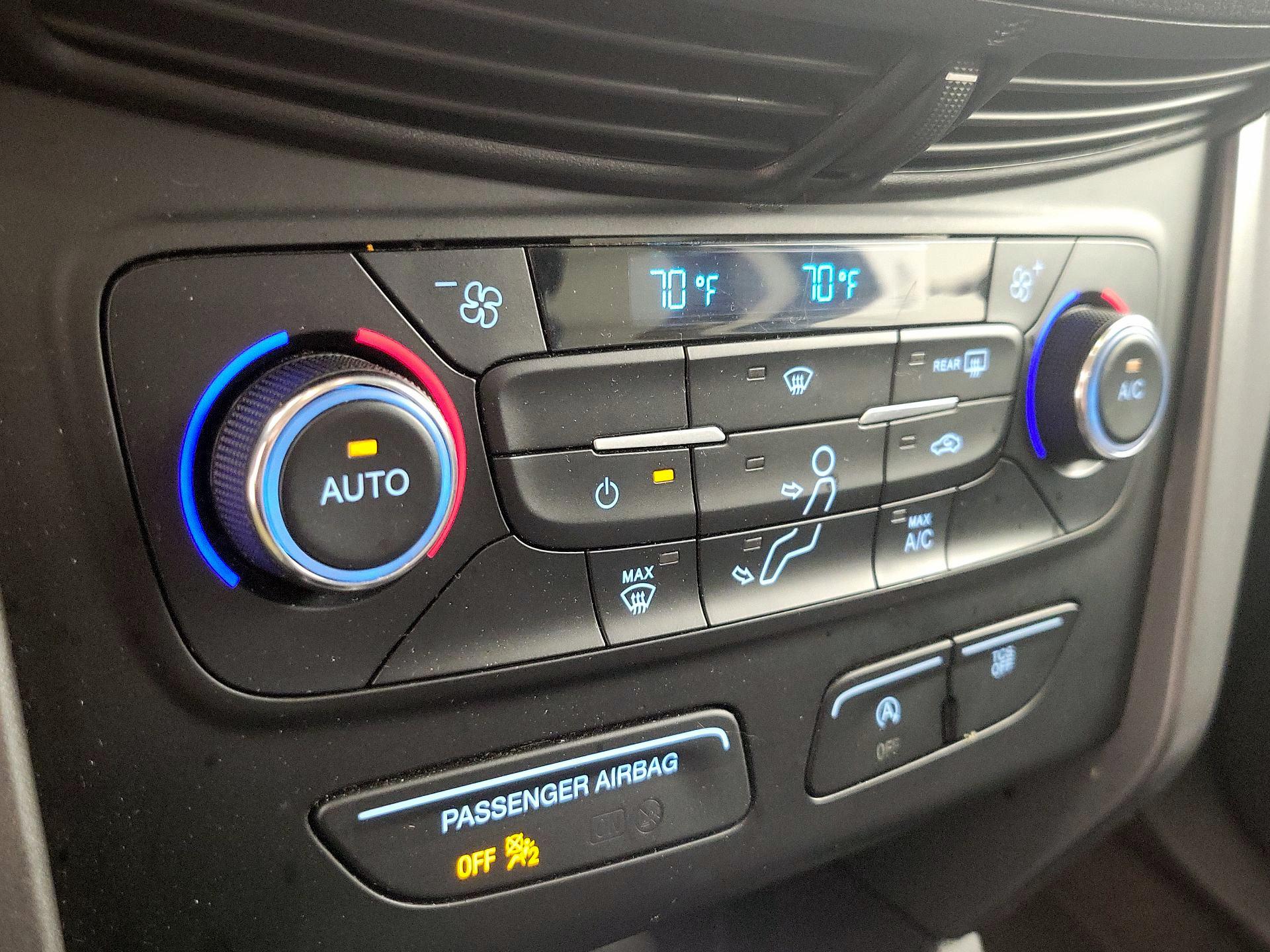 Thumbnail: 2017 Ford Escape - 16
