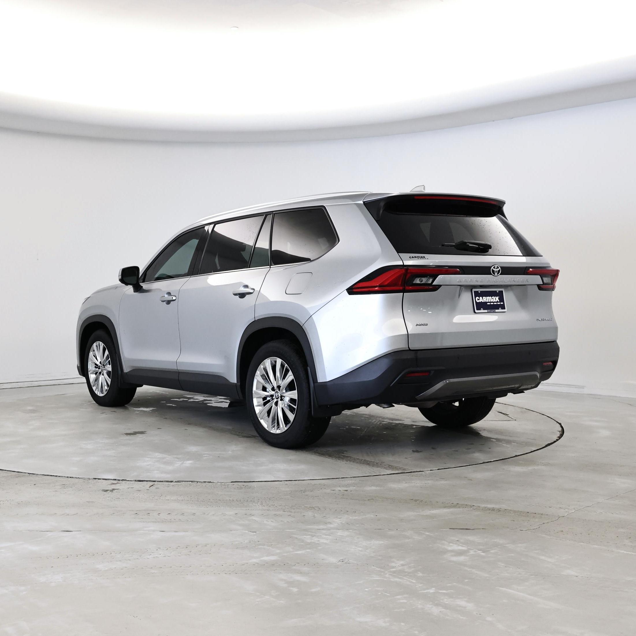 Thumbnail: 2024 Toyota Grand Highlander - 2
