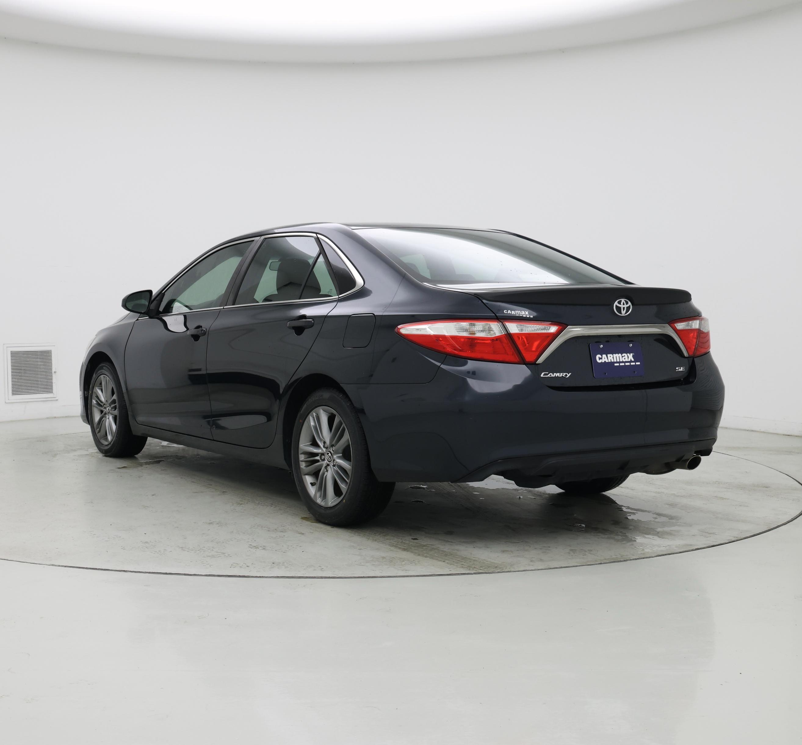 Thumbnail: 2015 Toyota Camry - 2