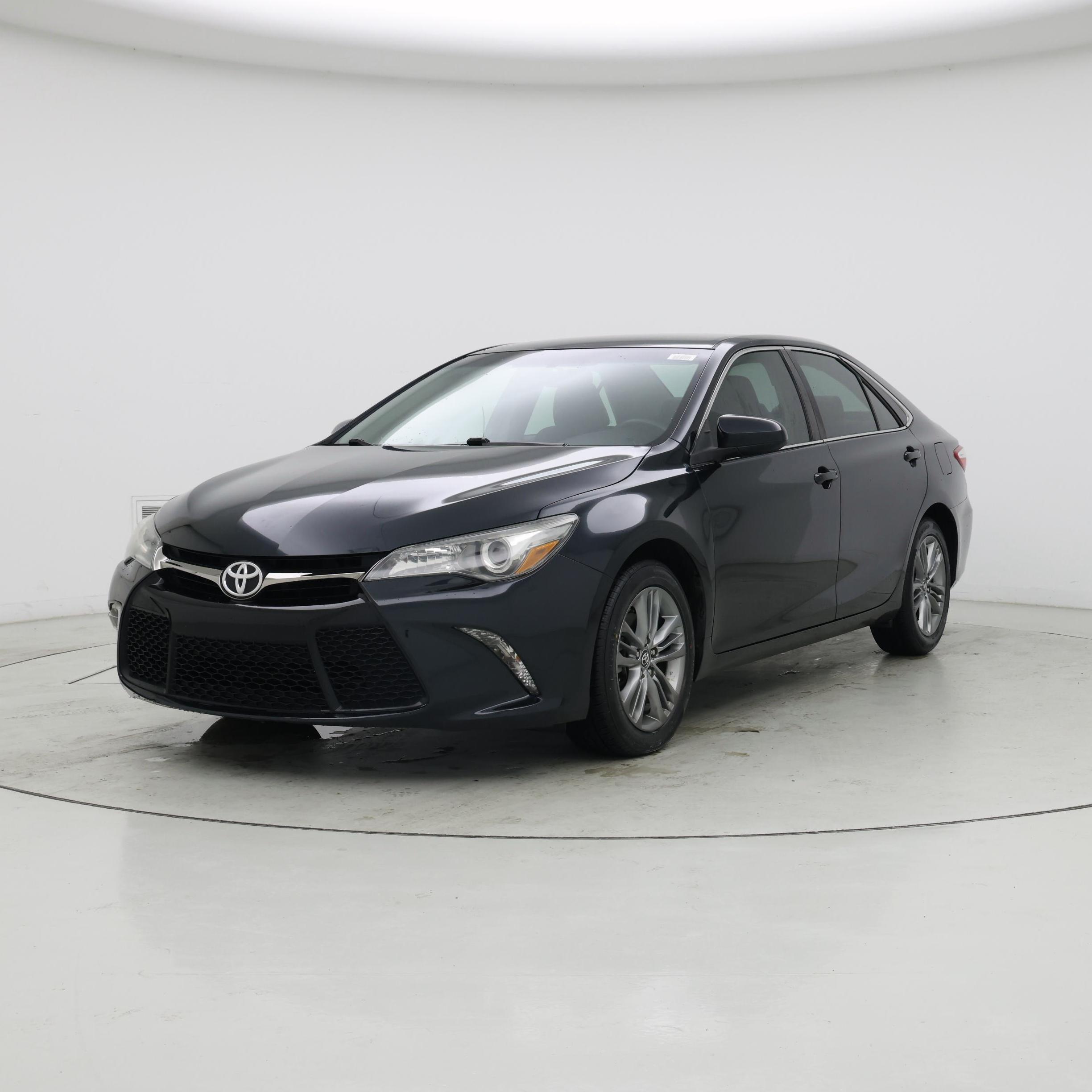 Thumbnail: 2015 Toyota Camry - 4