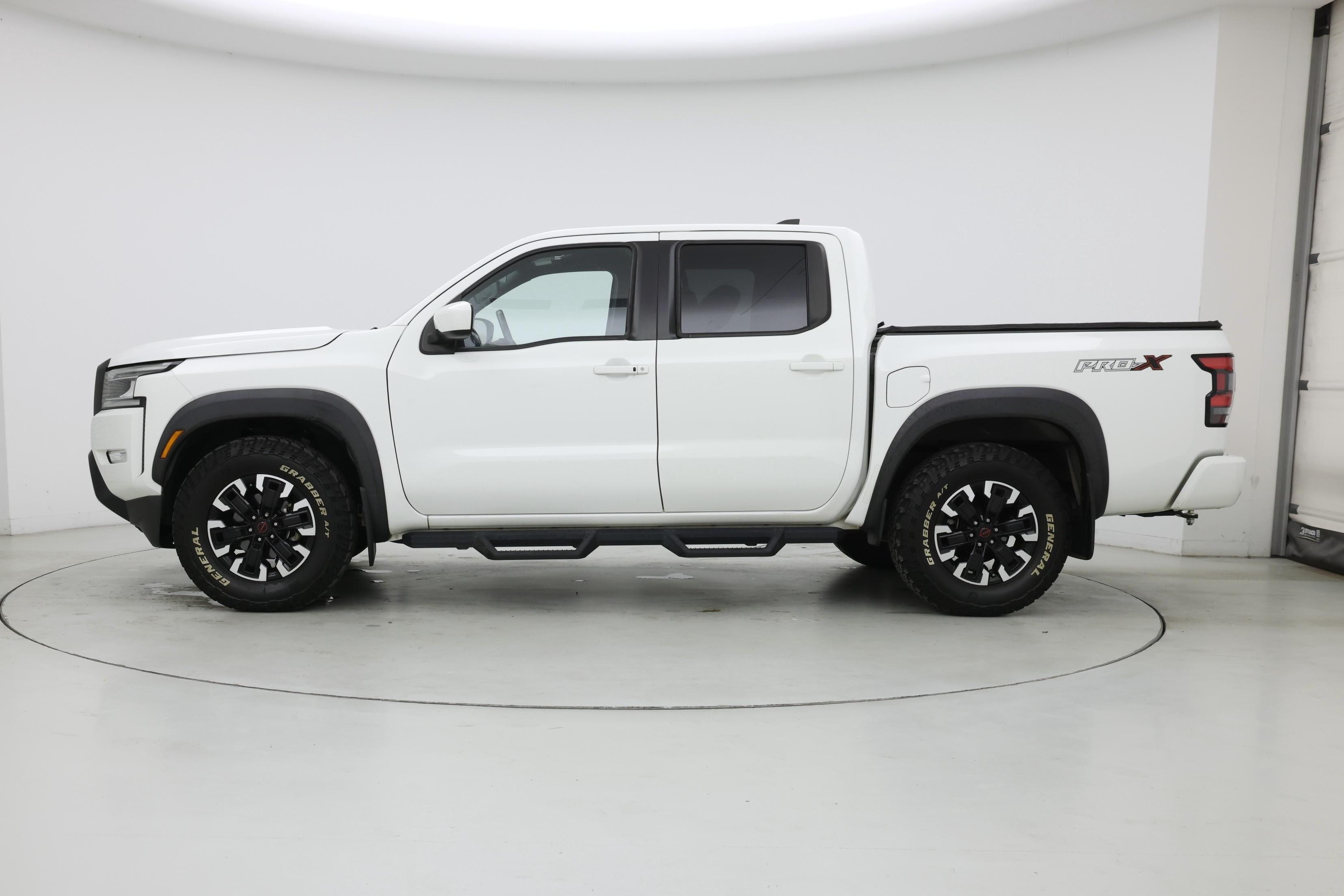 Thumbnail: 2022 Nissan Frontier - 3