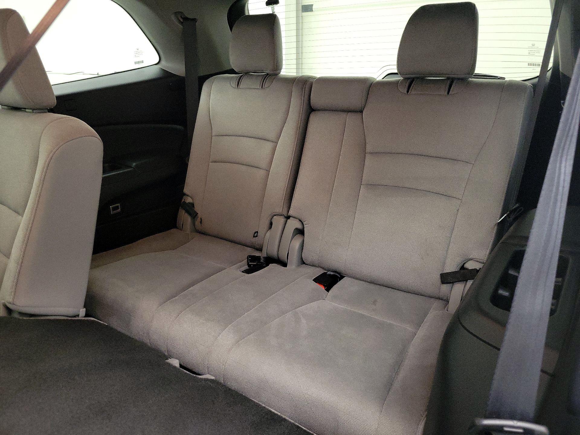 Thumbnail: 2019 Honda Pilot - 20