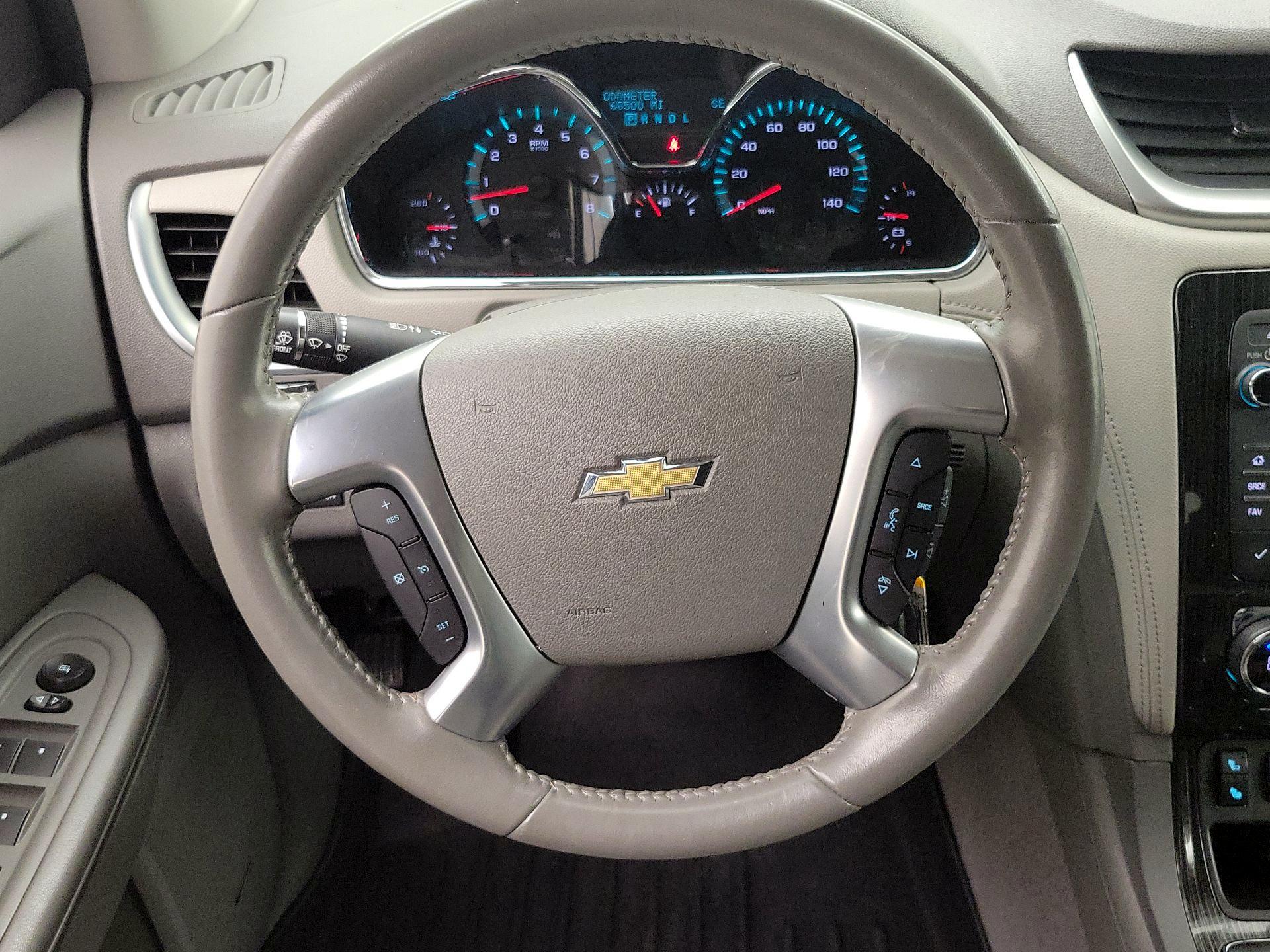 Thumbnail: 2016 Chevrolet Traverse - 10
