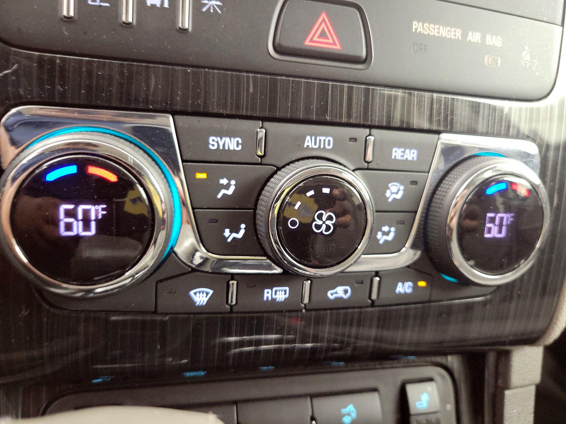 Thumbnail: 2016 Chevrolet Traverse - 16