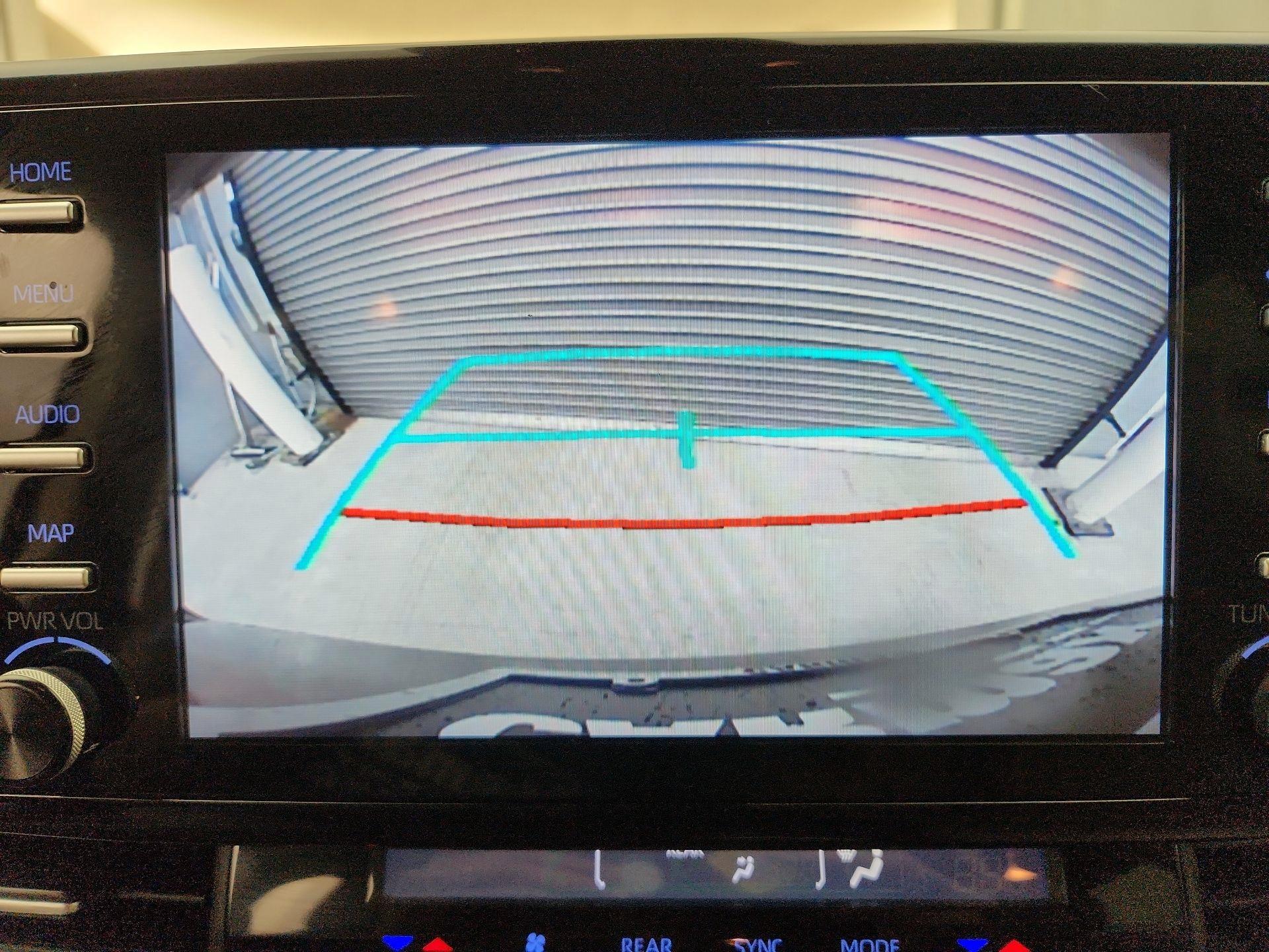 Thumbnail: 2022 Toyota Sienna - 14