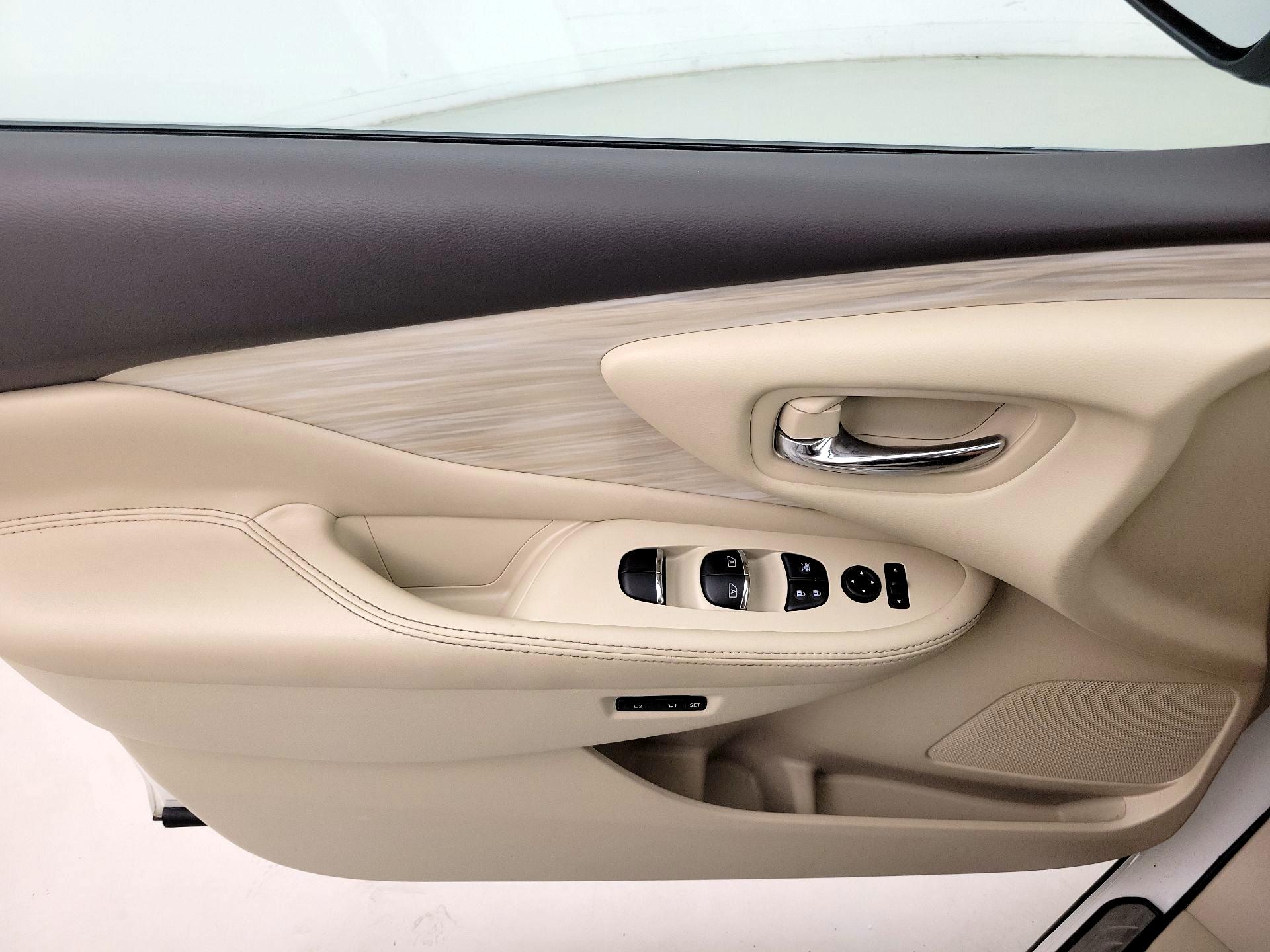 Thumbnail: 2017 Nissan Murano - 12