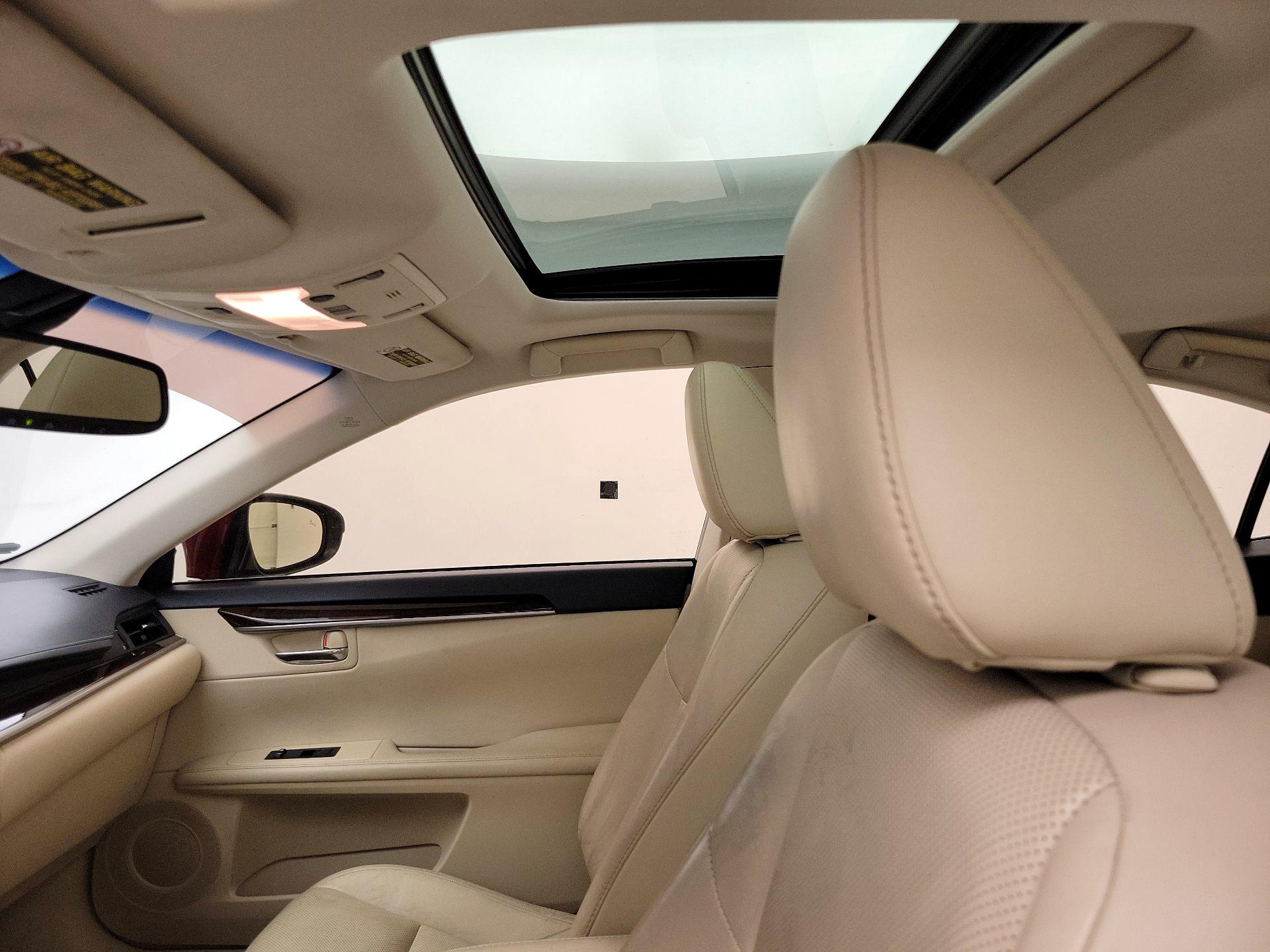 Thumbnail: 2015 Lexus ES - 20