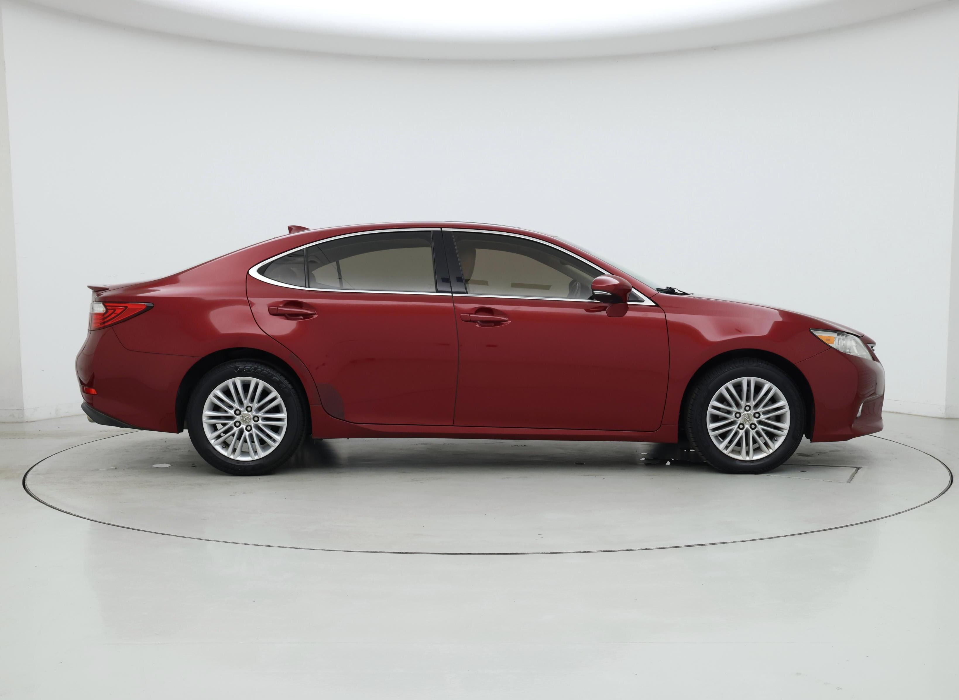 Thumbnail: 2015 Lexus ES - 7