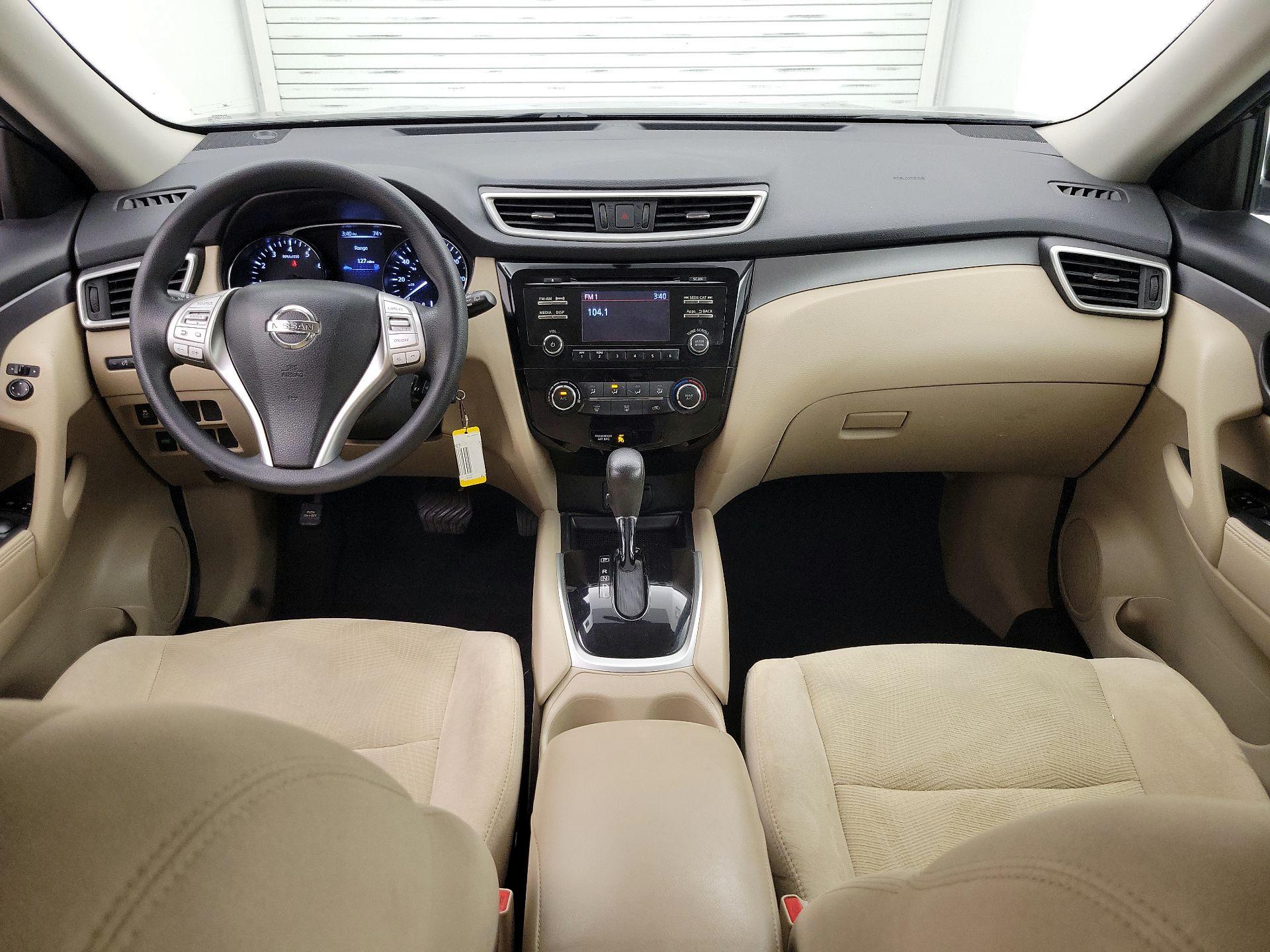Thumbnail: 2016 Nissan Rogue - 9