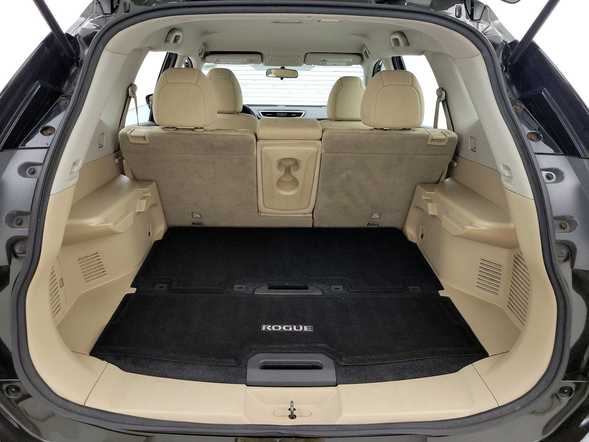 Thumbnail: 2016 Nissan Rogue - 20