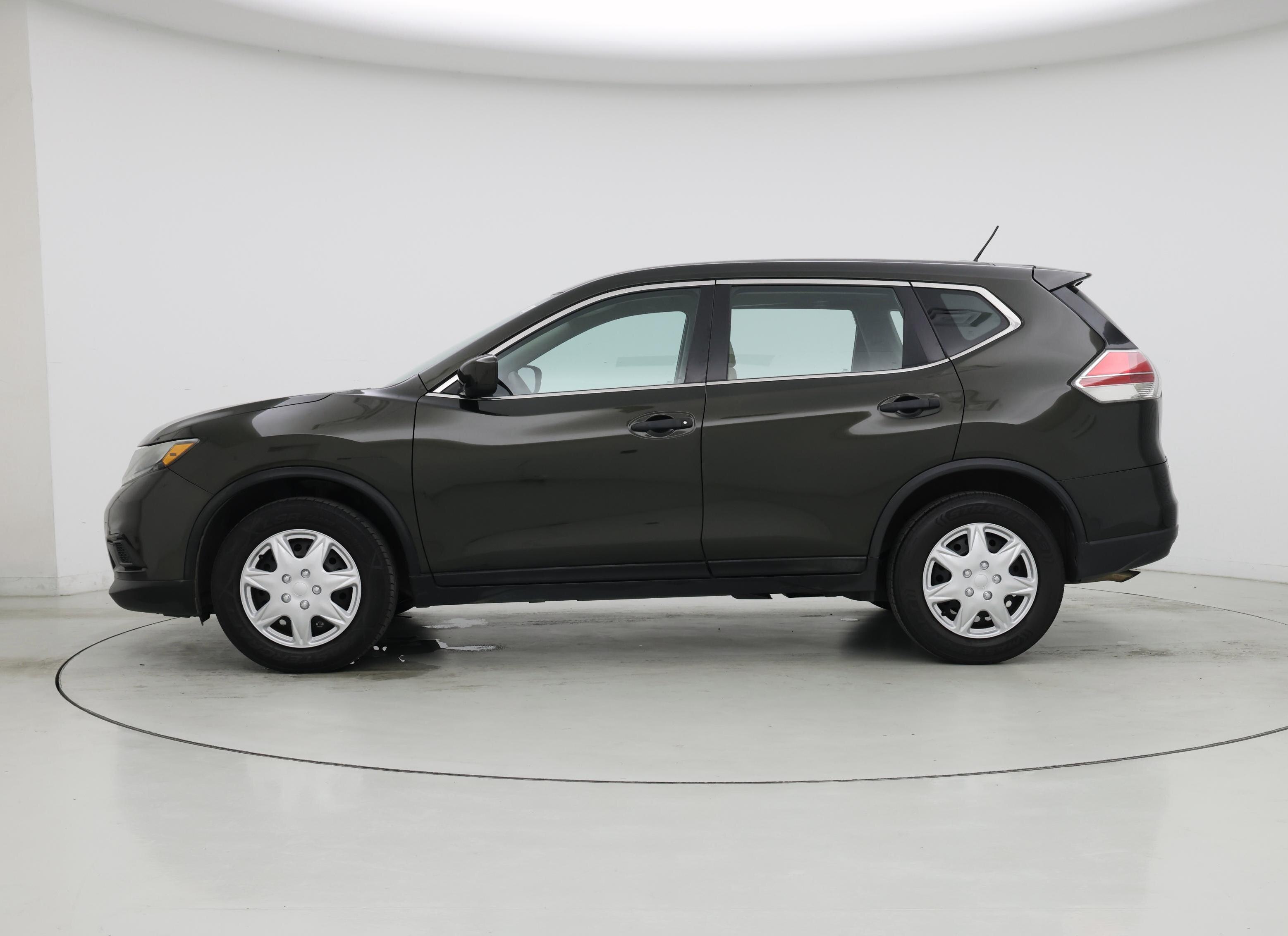 Thumbnail: 2016 Nissan Rogue - 3