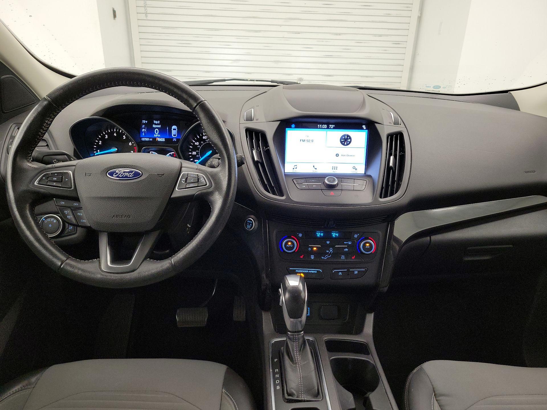 Thumbnail: 2019 Ford Escape - 9