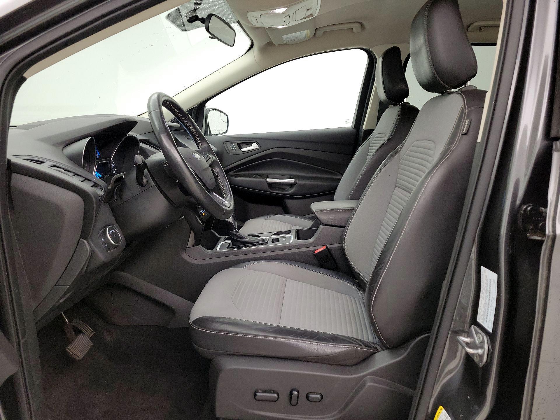 Thumbnail: 2019 Ford Escape - 11