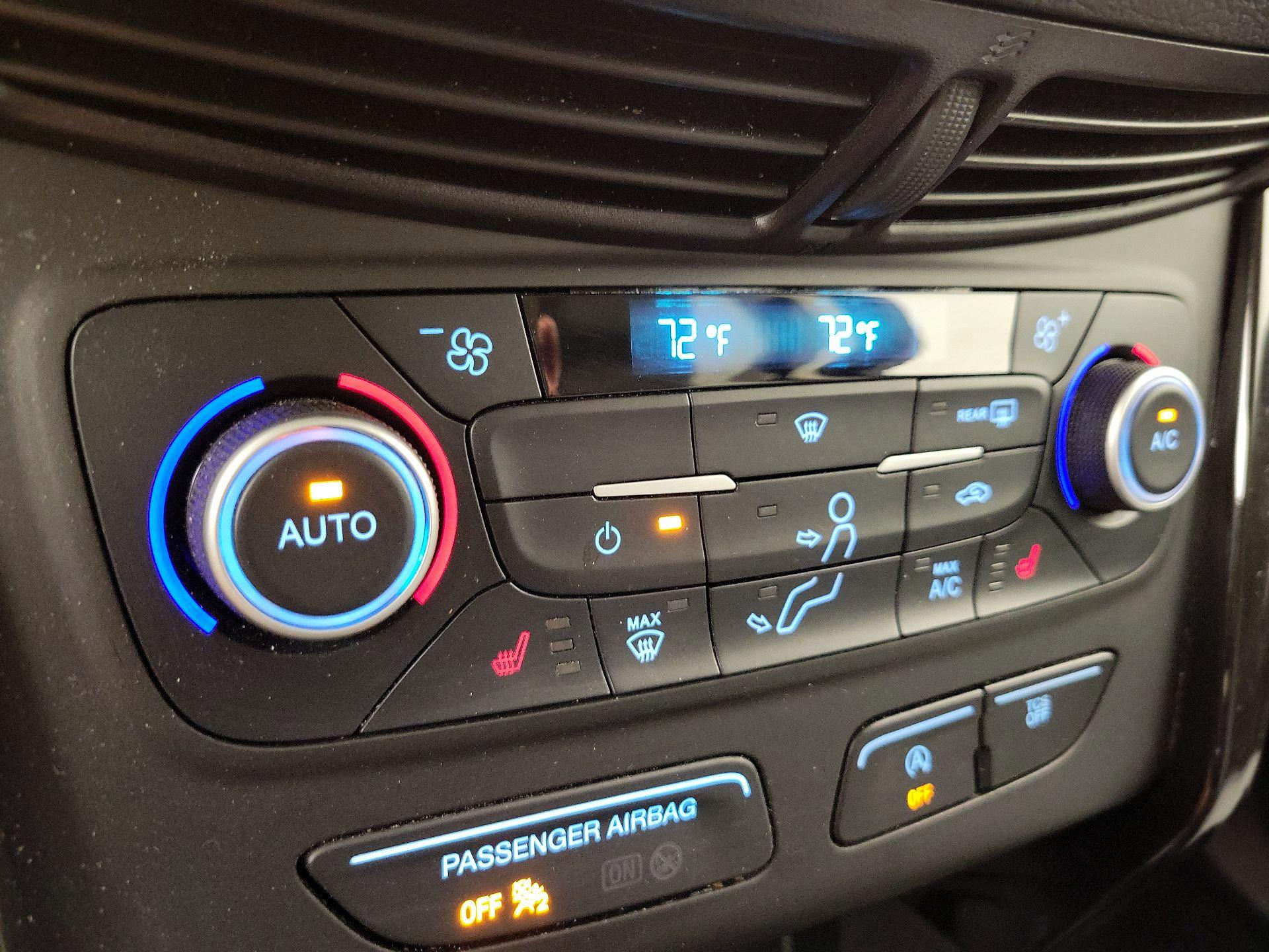 Thumbnail: 2019 Ford Escape - 16