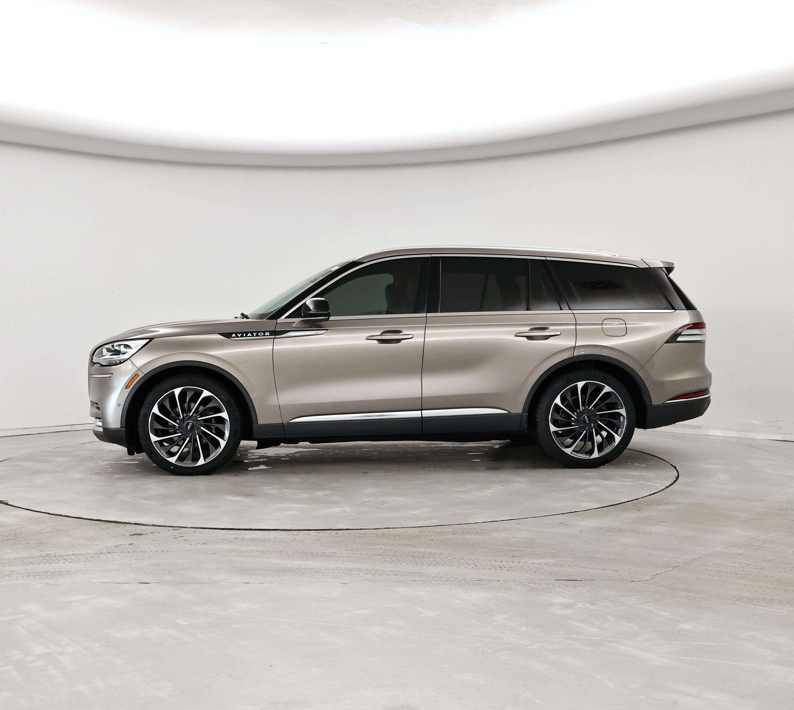 Thumbnail: 2020 Lincoln Aviator - 3