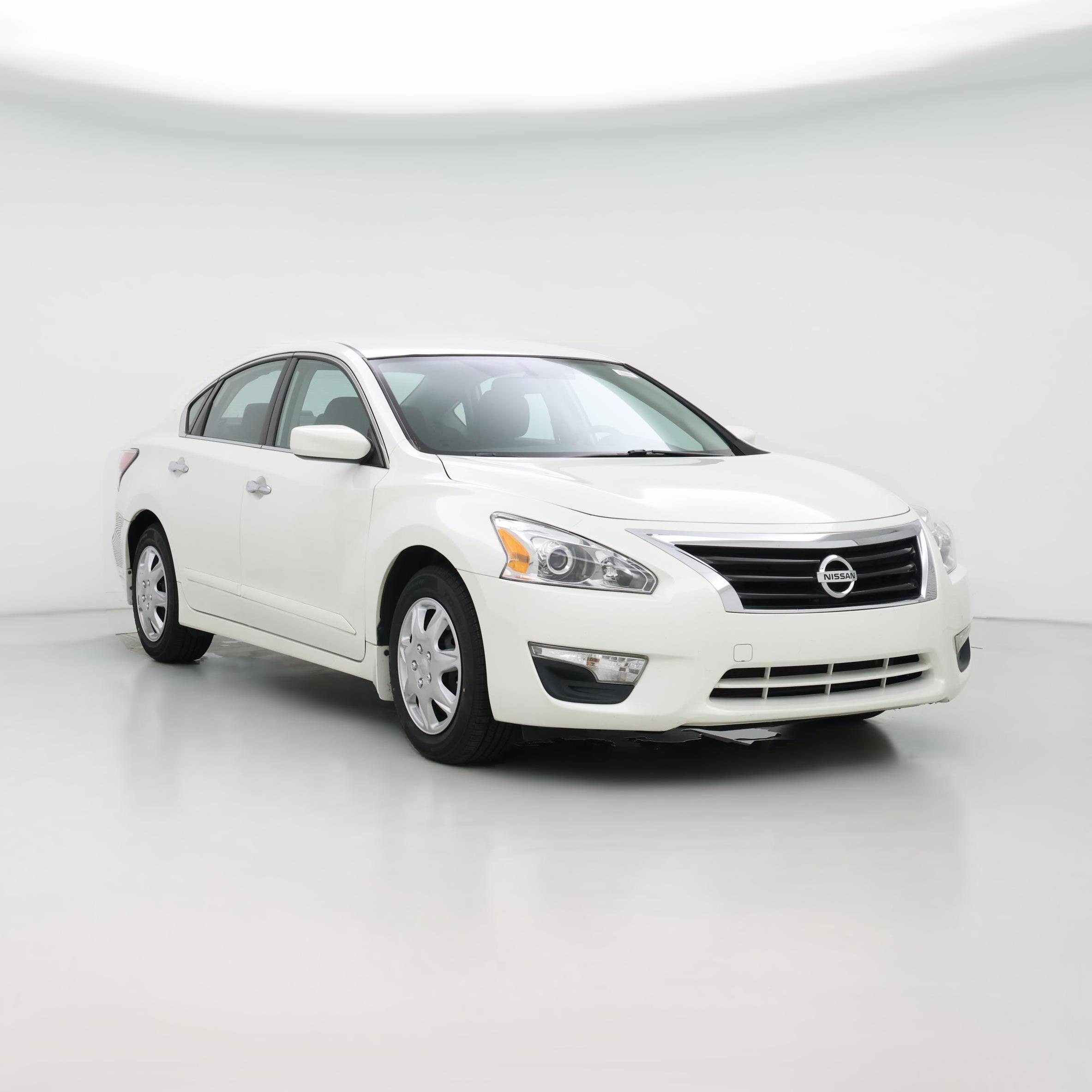 Thumbnail: 2015 Nissan Altima - 1
