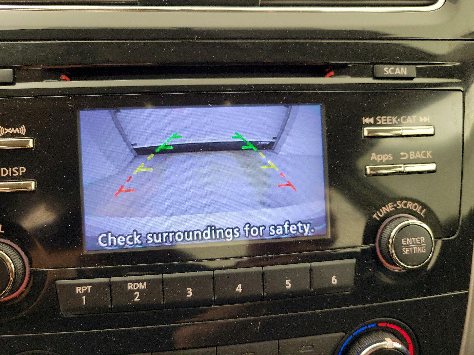 Thumbnail: 2015 Nissan Altima - 14