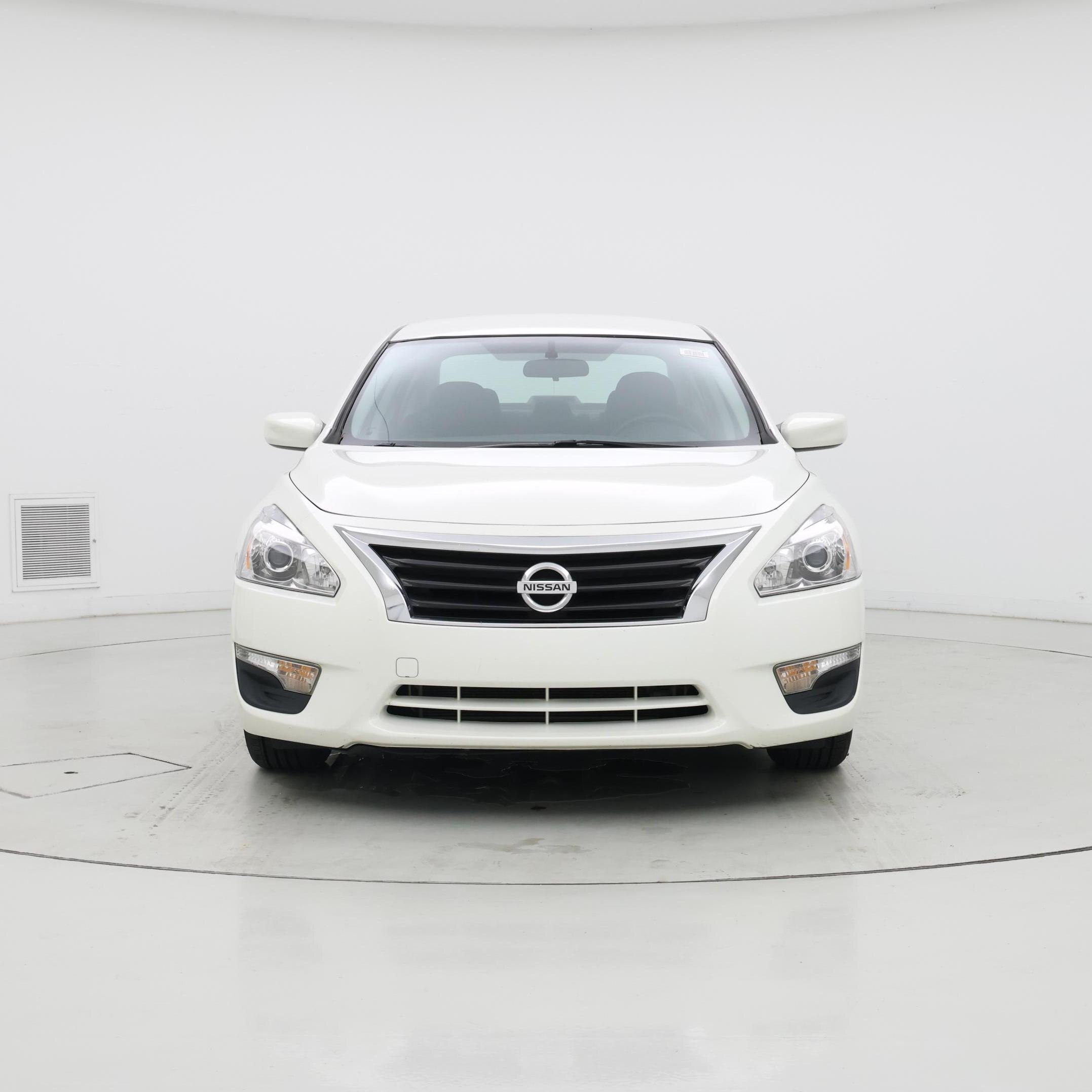 Thumbnail: 2015 Nissan Altima - 5
