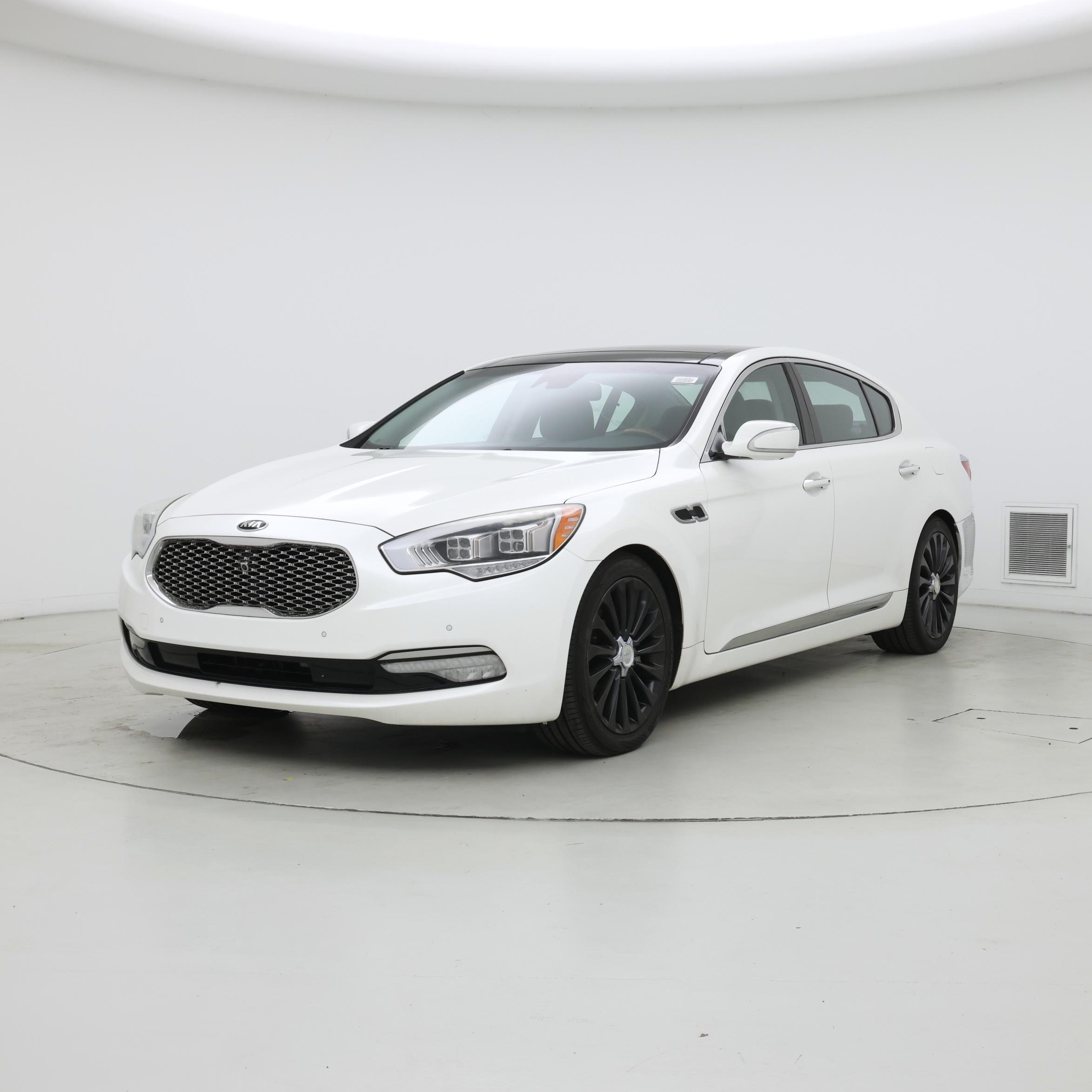 Thumbnail: 2016 Kia K900 - 4