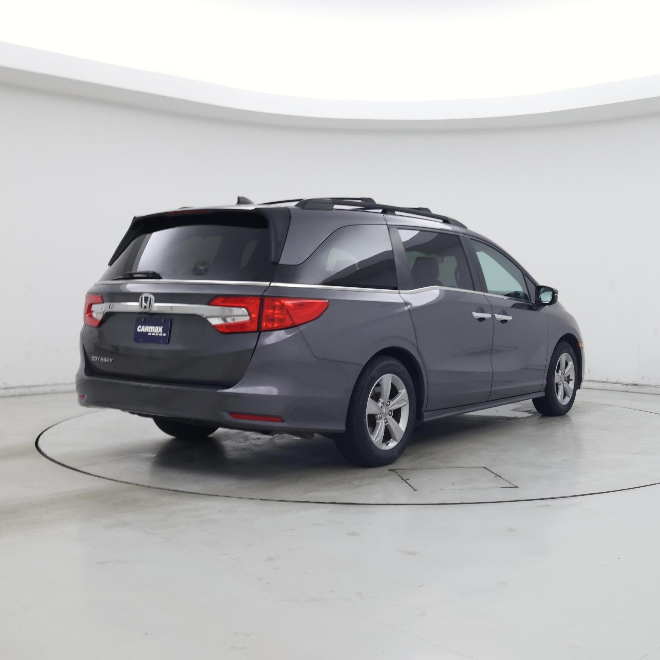Thumbnail: 2019 Honda Odyssey - 8