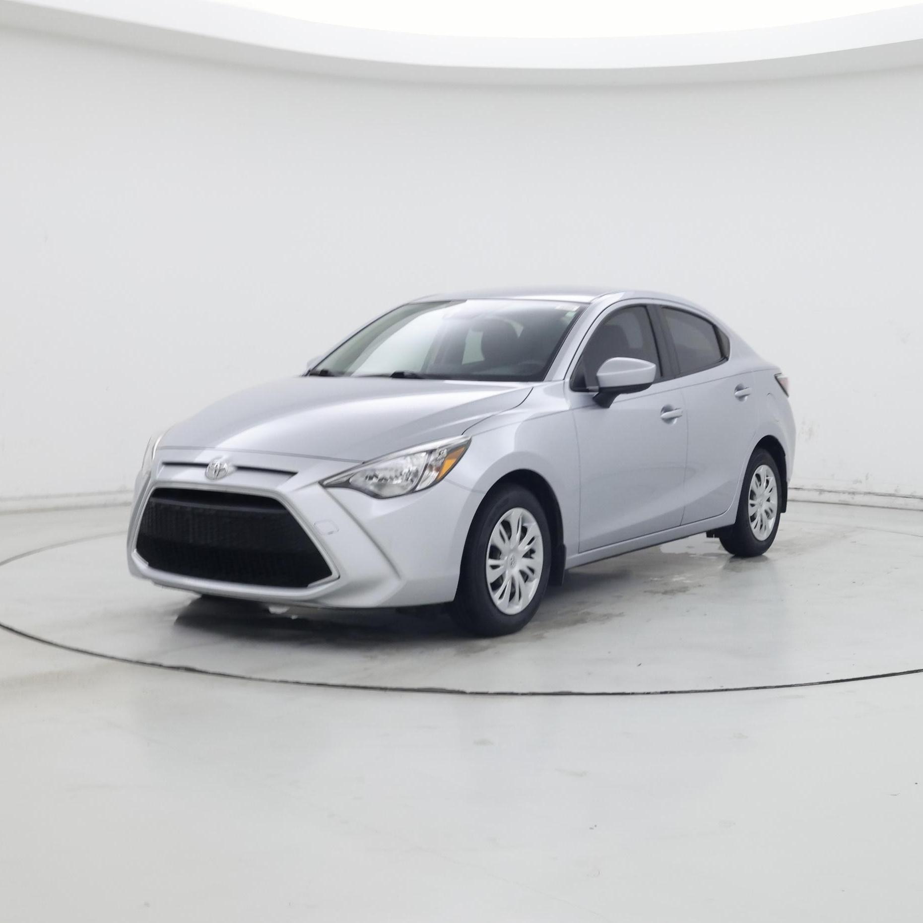 Thumbnail: 2019 Toyota Yaris - 4