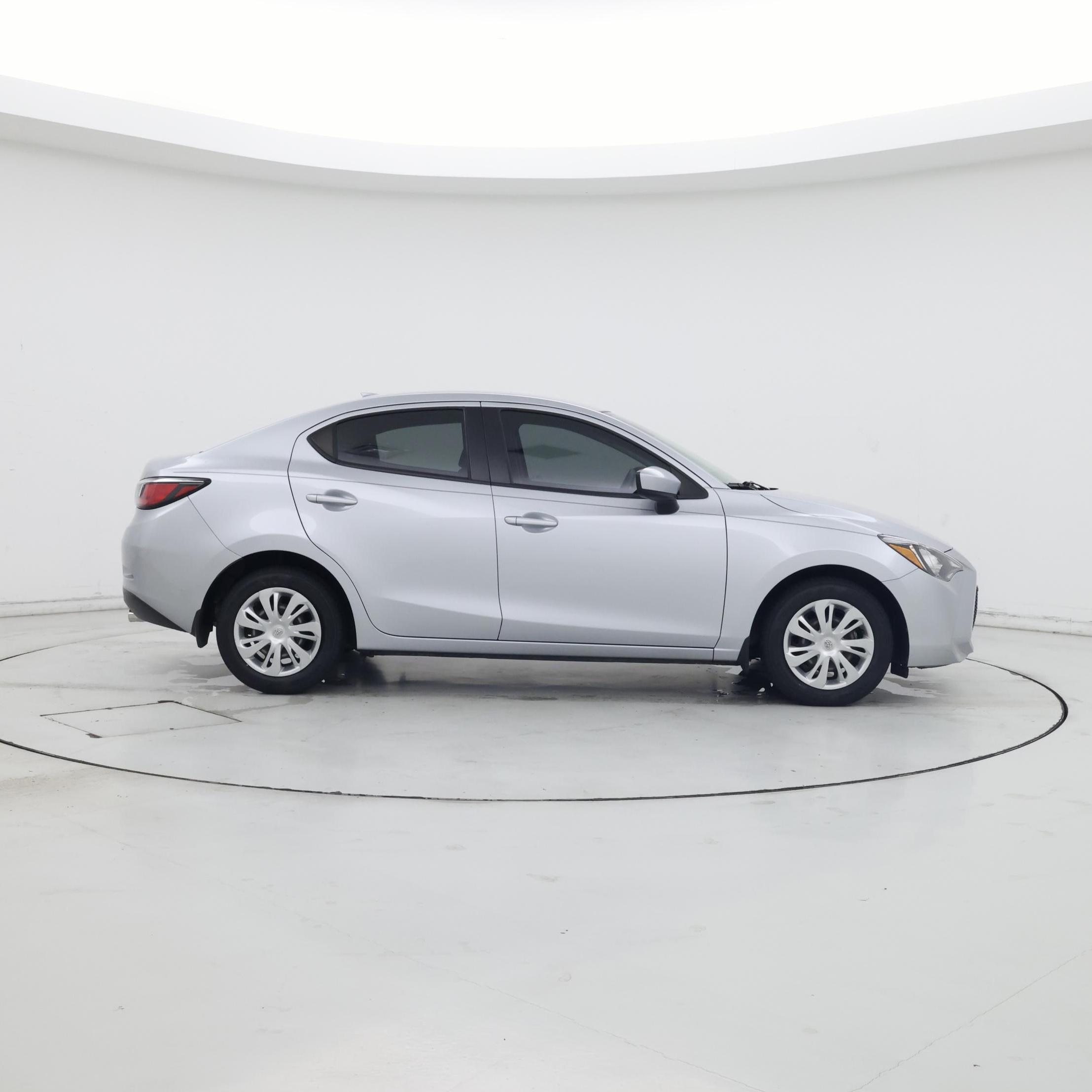 Thumbnail: 2019 Toyota Yaris - 7