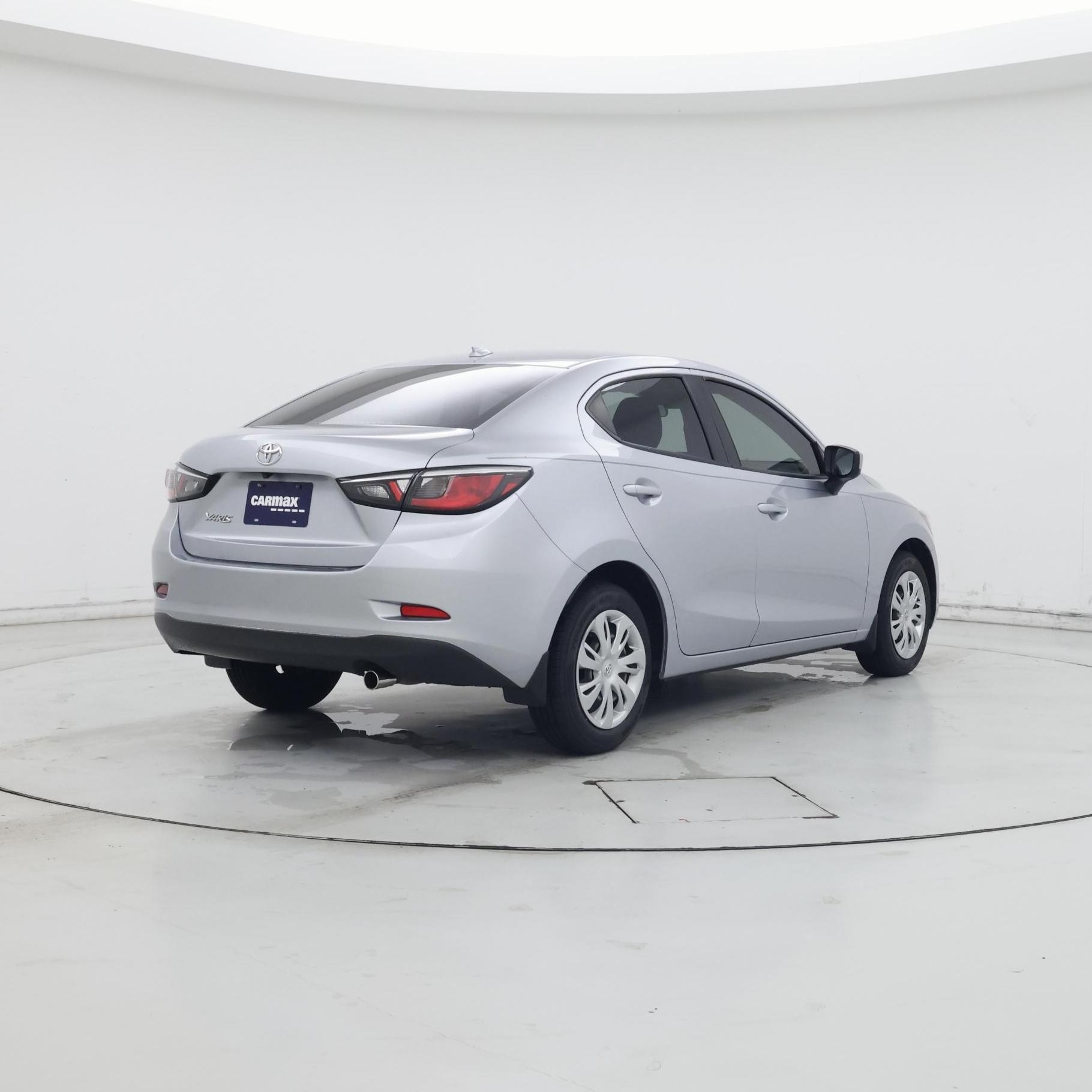 Thumbnail: 2019 Toyota Yaris - 8
