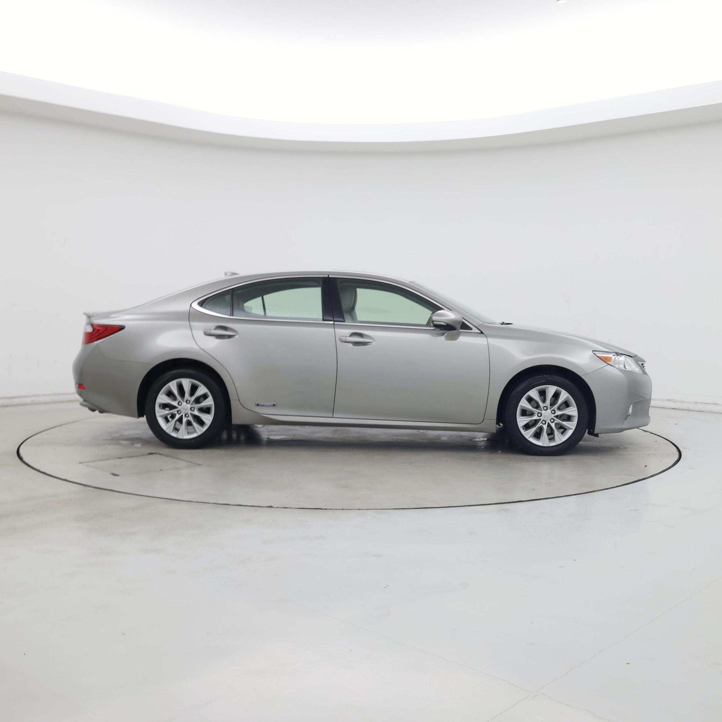 Thumbnail: 2015 Lexus ES - 7