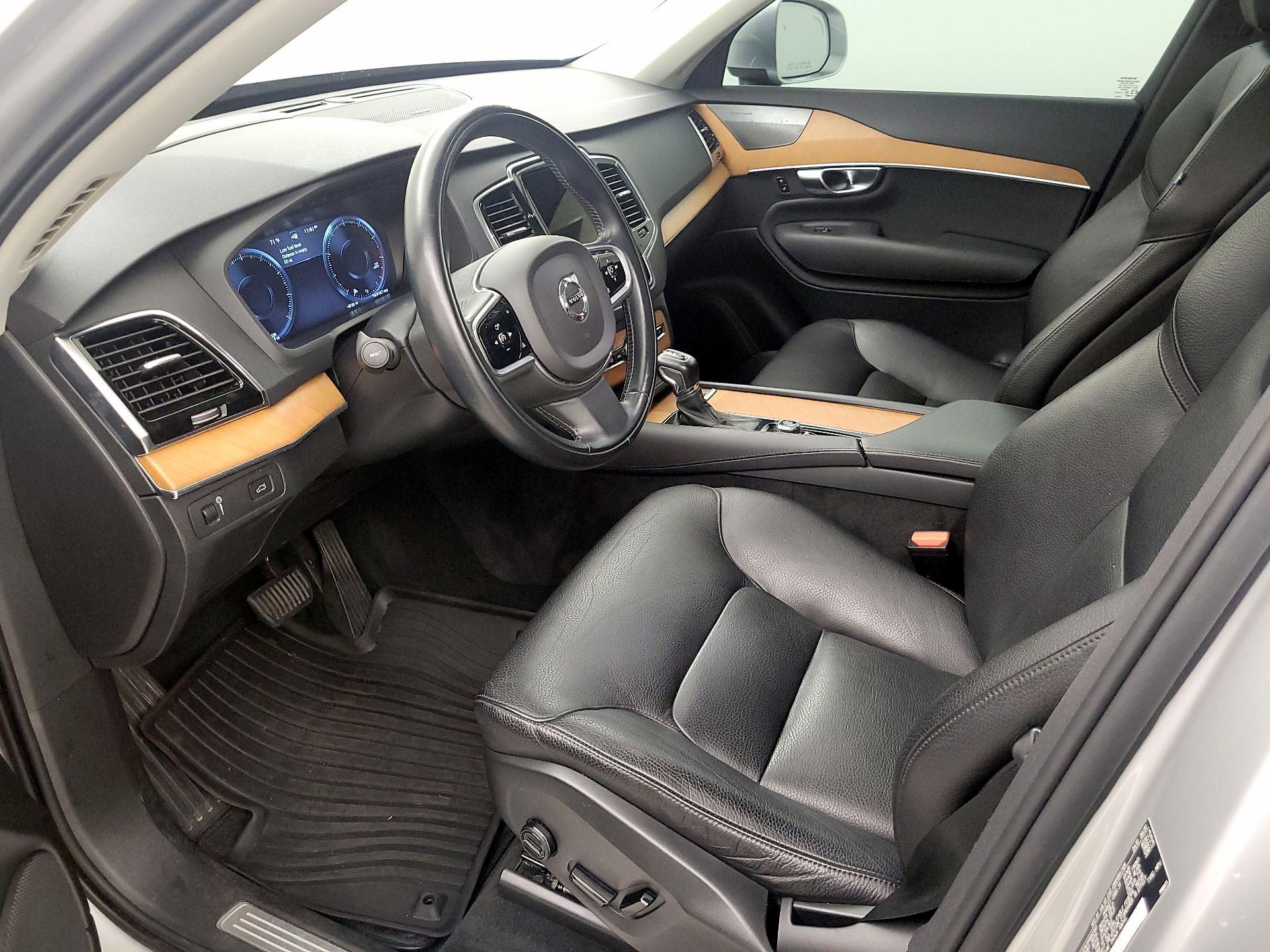 Thumbnail: 2021 Volvo XC90 - 11