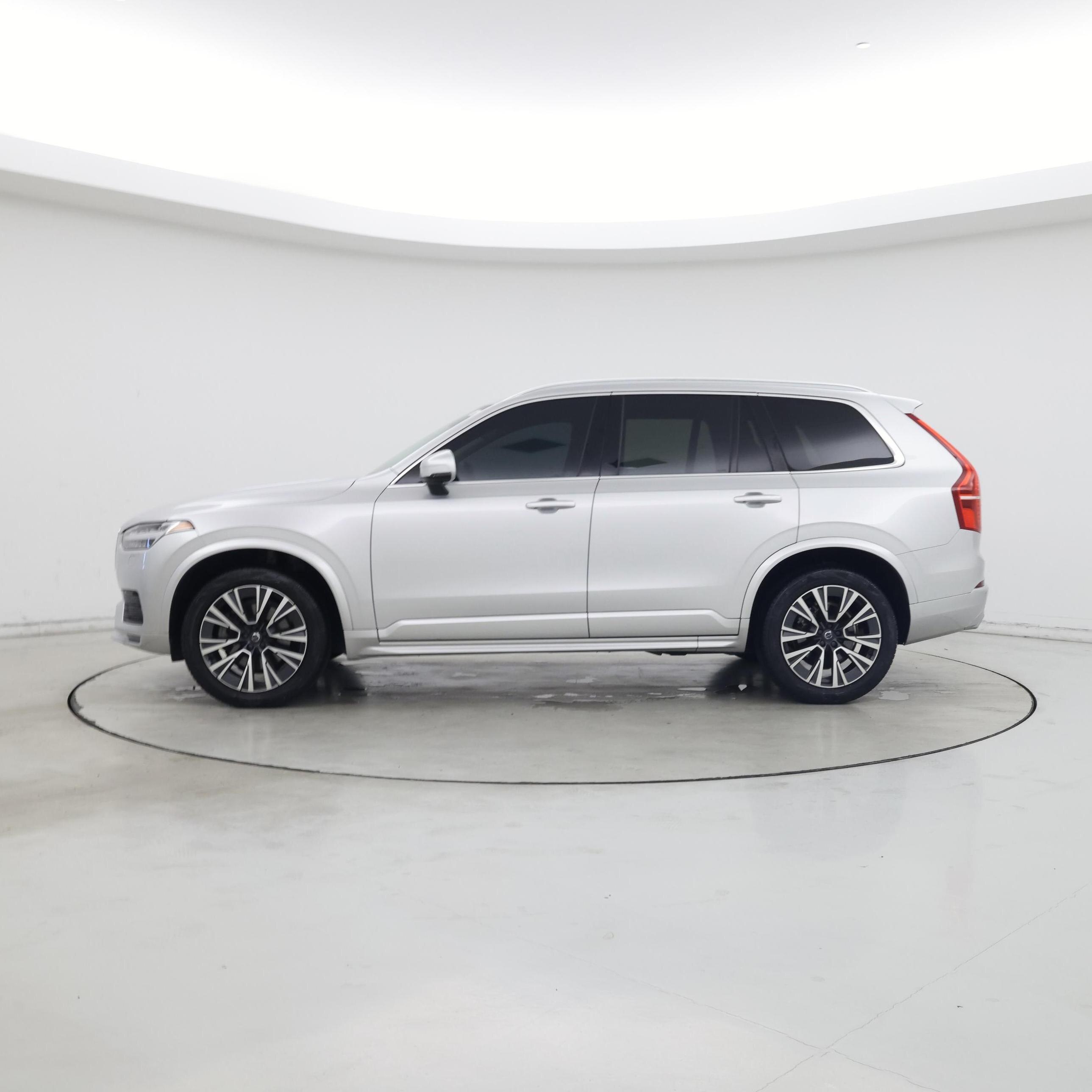 Thumbnail: 2021 Volvo XC90 - 3
