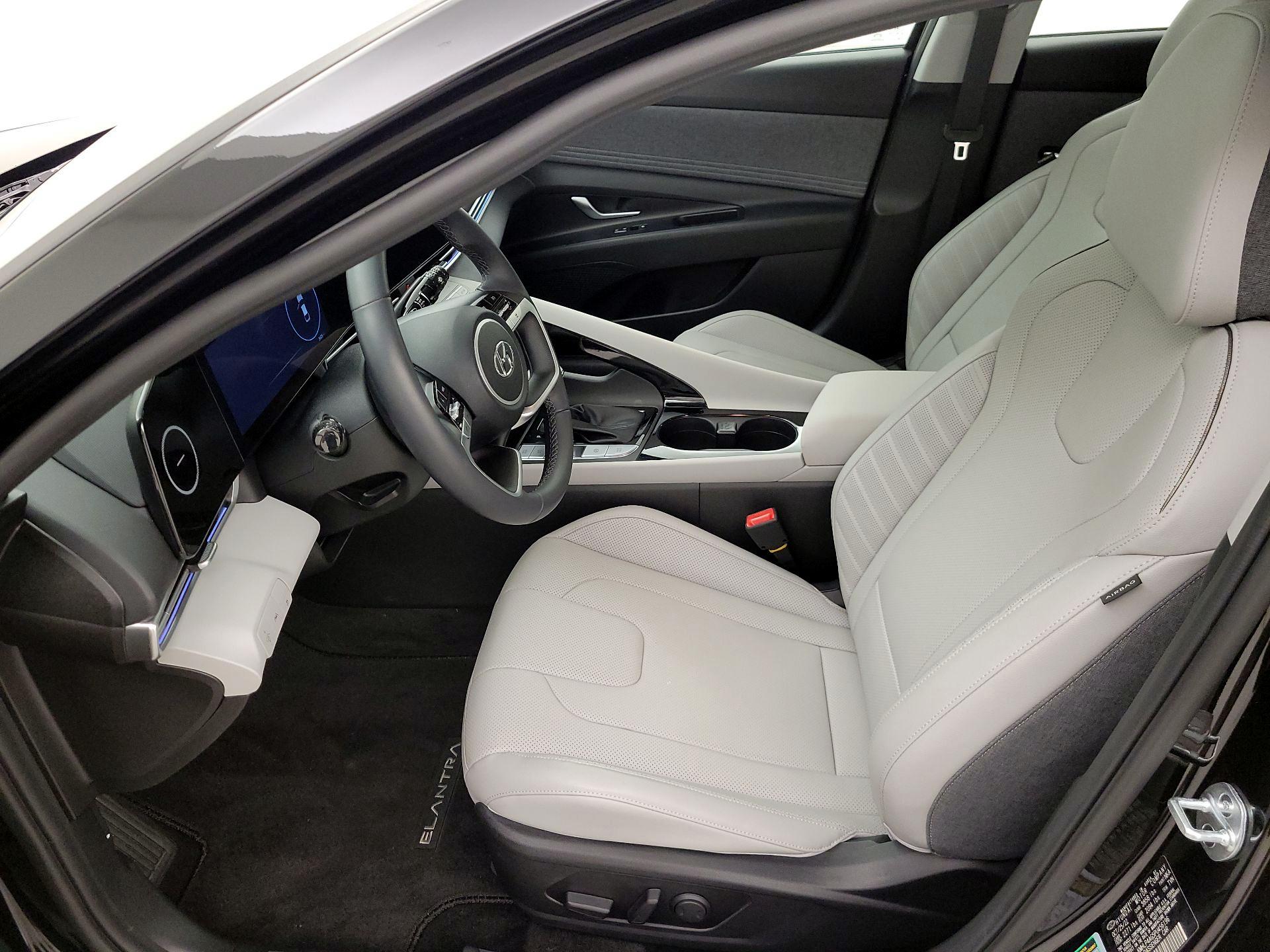 Thumbnail: 2023 Hyundai Elantra - 11