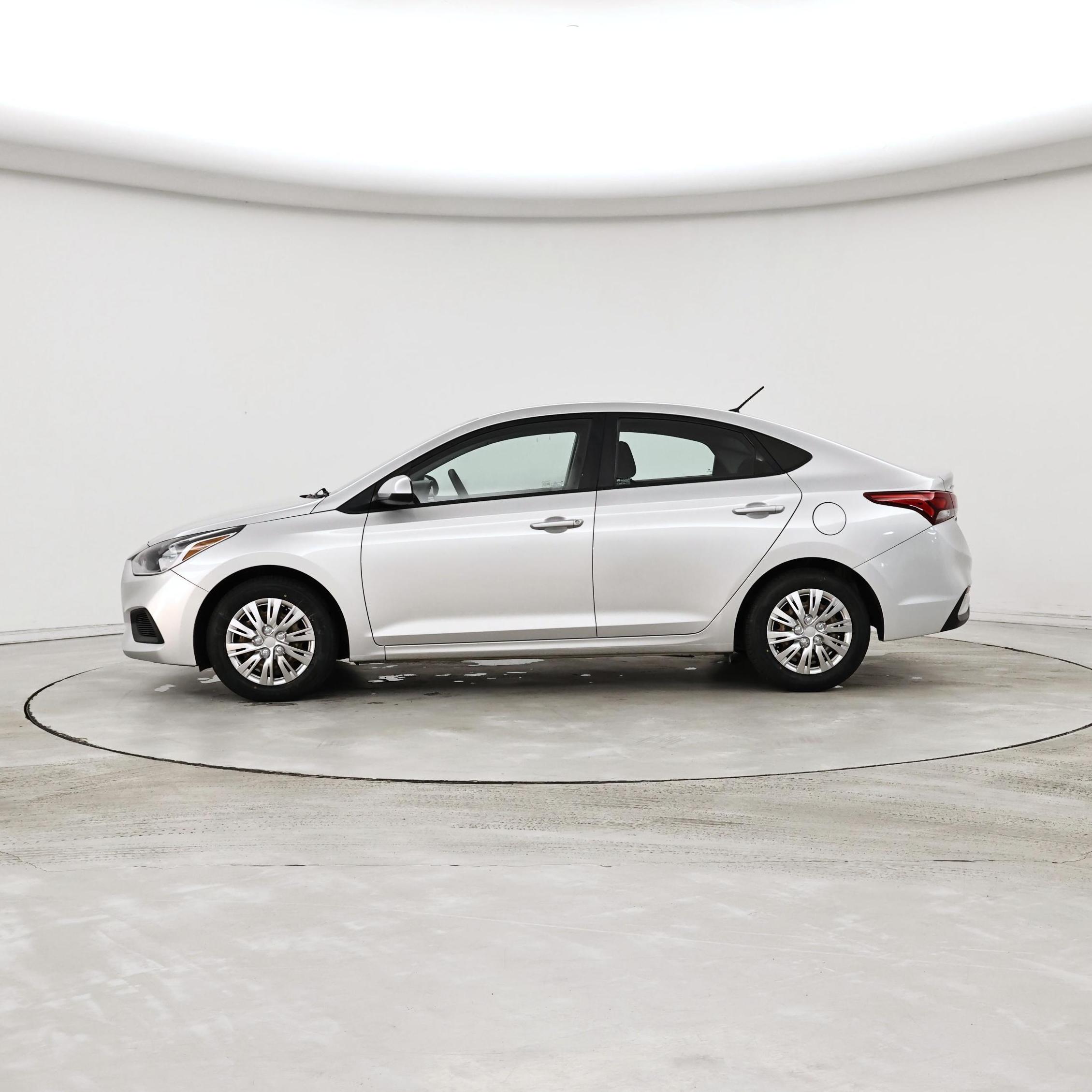 Thumbnail: 2019 Hyundai Accent - 3