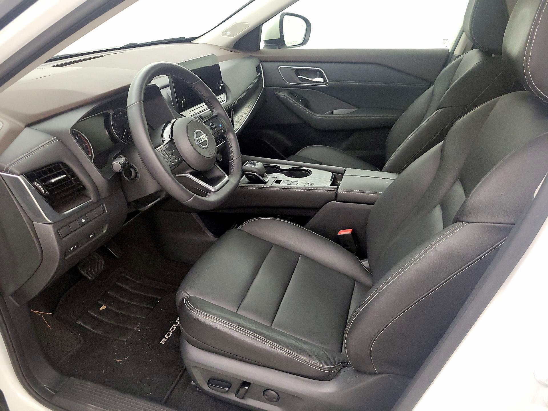 Thumbnail: 2021 Nissan Rogue - 11