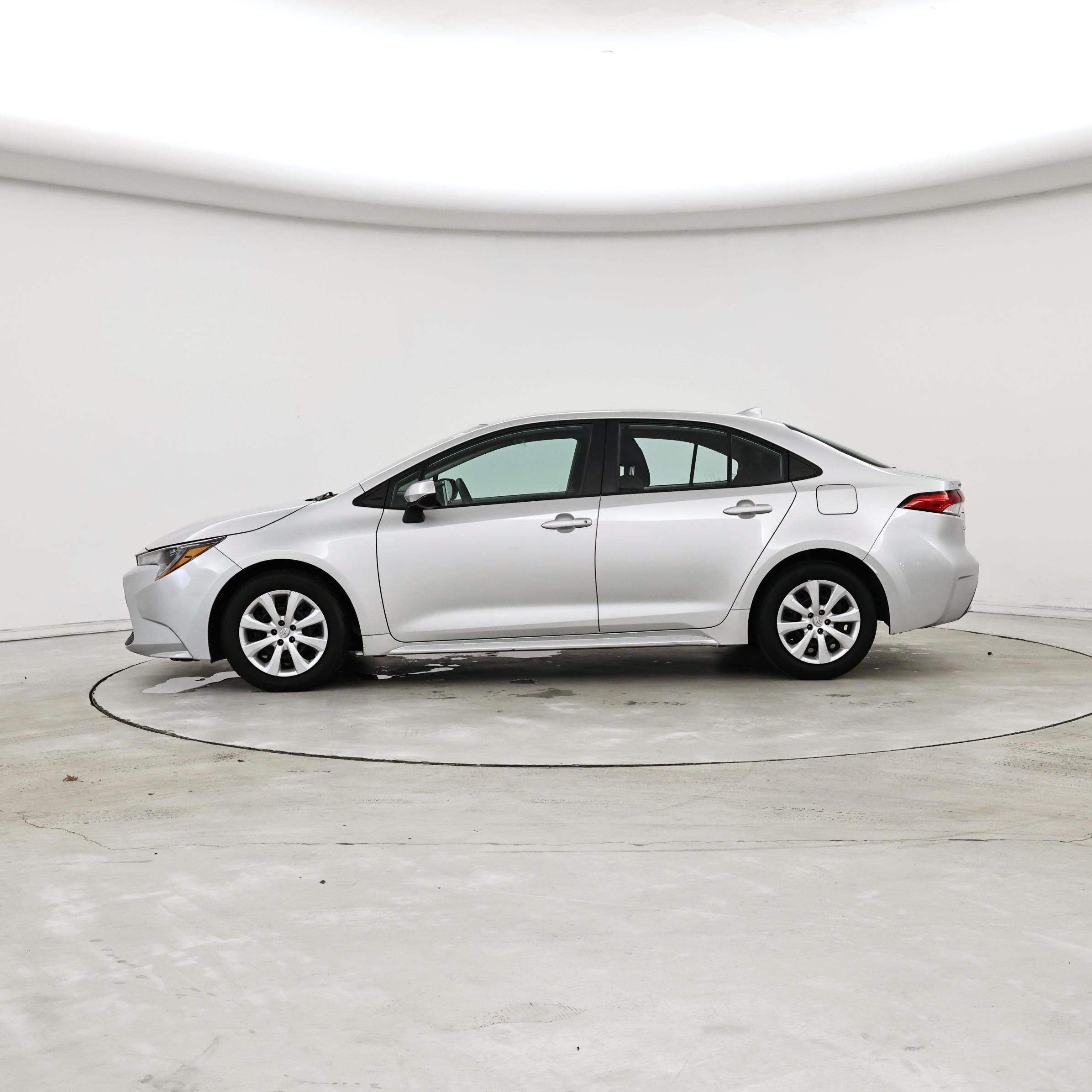 Thumbnail: 2021 Toyota Corolla - 3