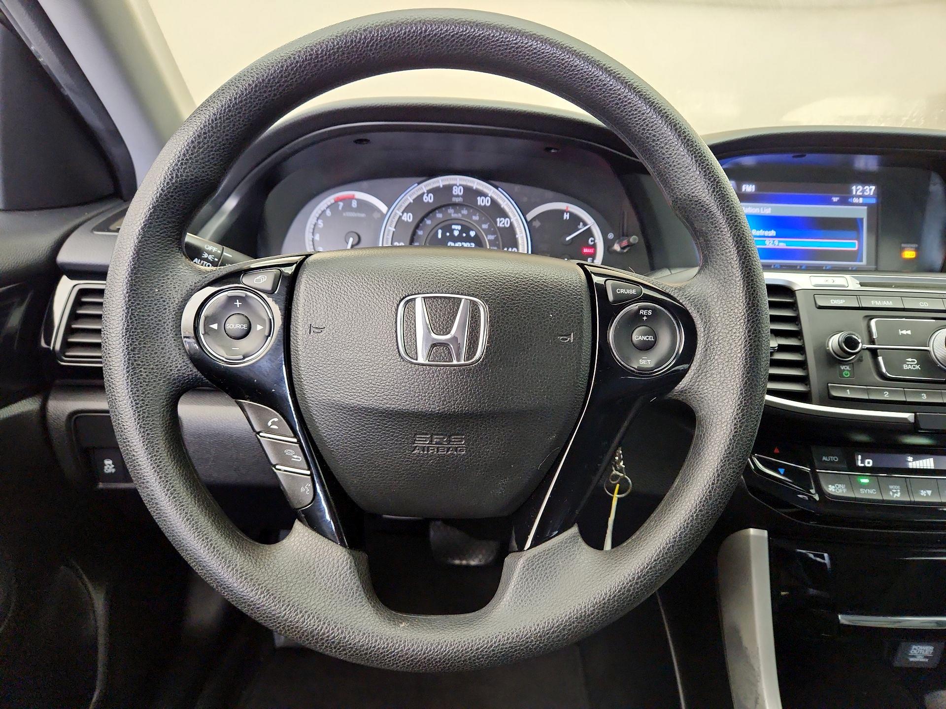 Thumbnail: 2017 Honda Accord - 10