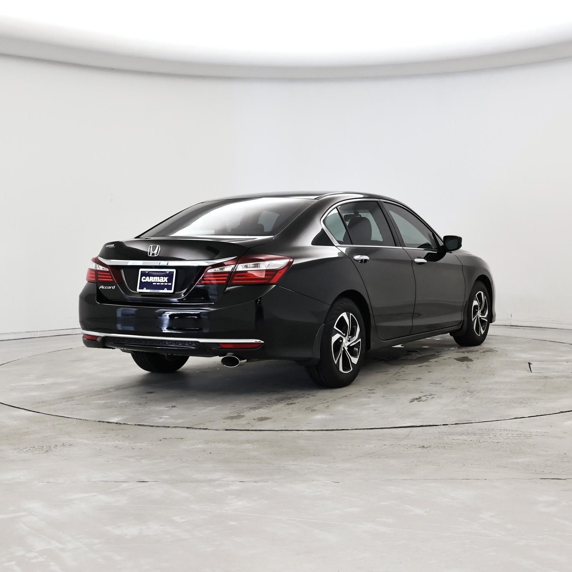 Thumbnail: 2017 Honda Accord - 8