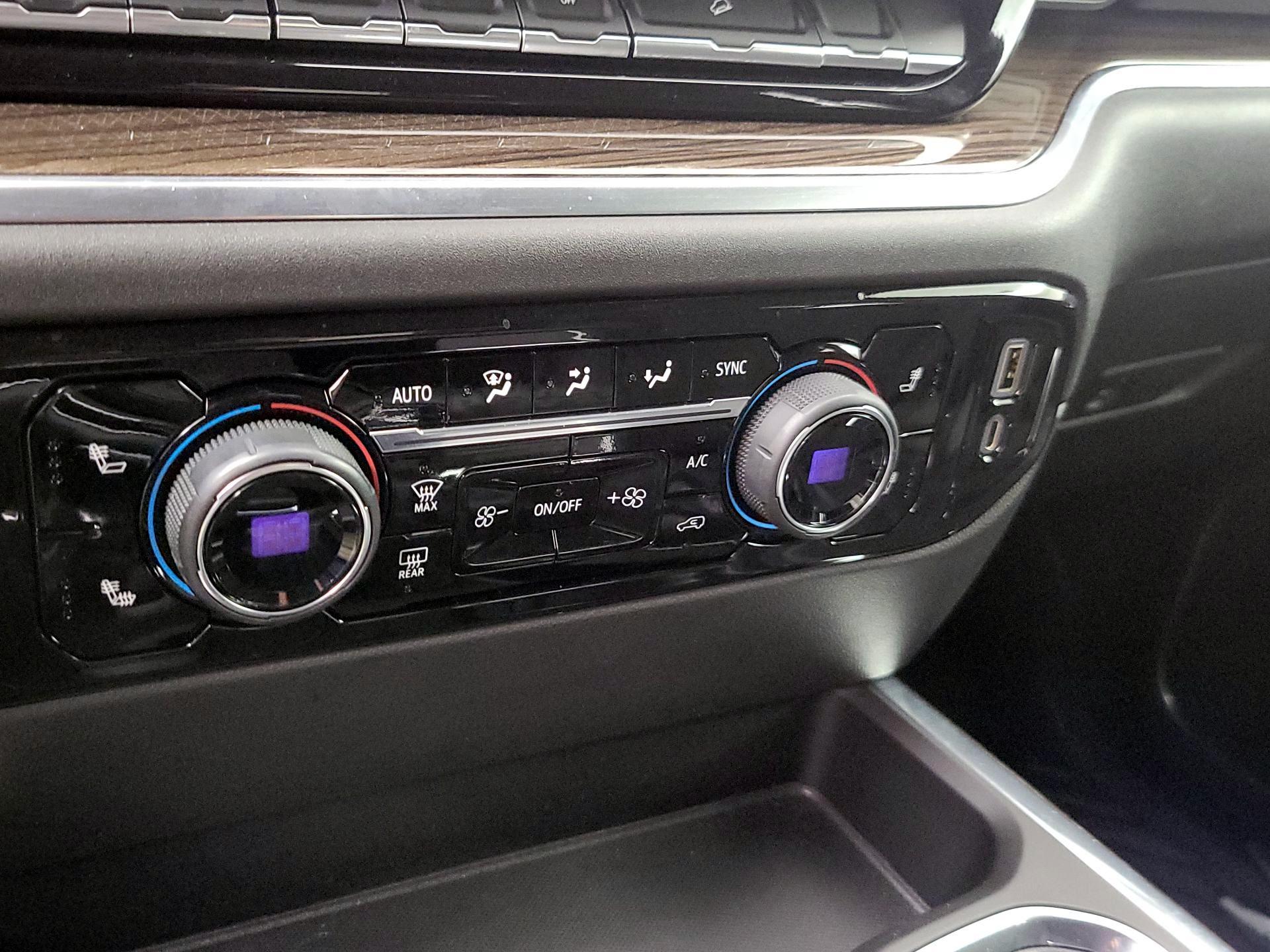 Thumbnail: 2023 Chevrolet Silverado 1500 - 16