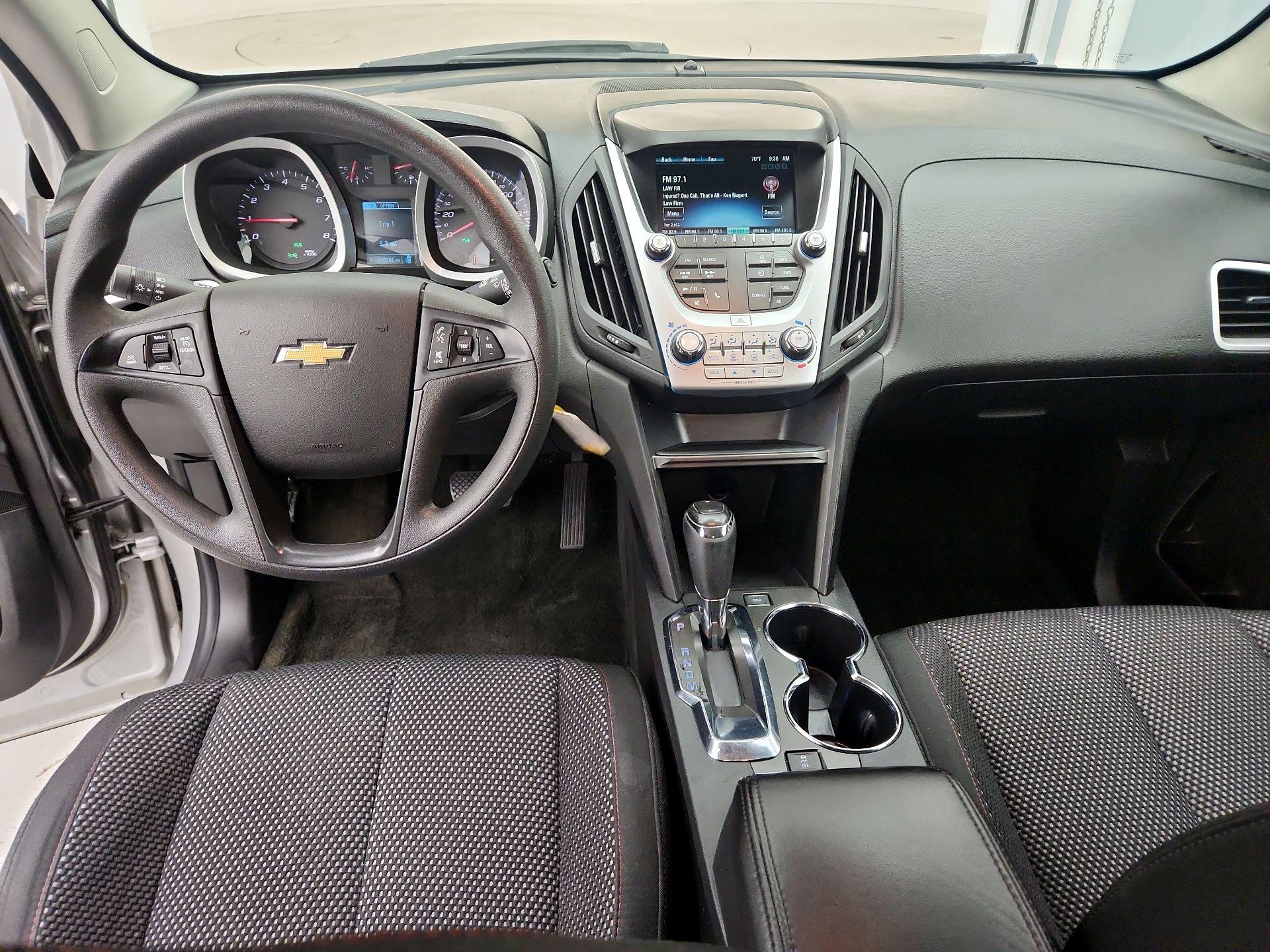 Thumbnail: 2017 Chevrolet Equinox - 9