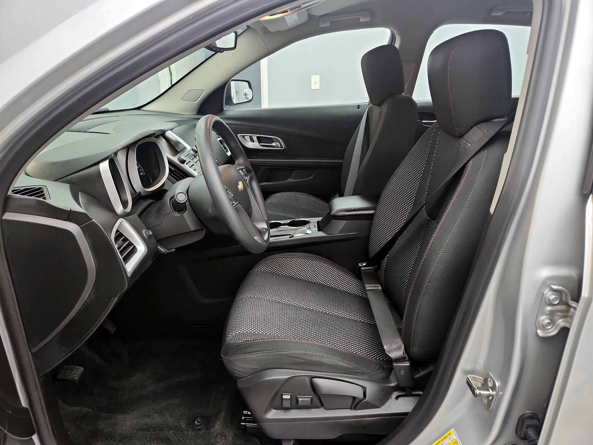 Thumbnail: 2017 Chevrolet Equinox - 11