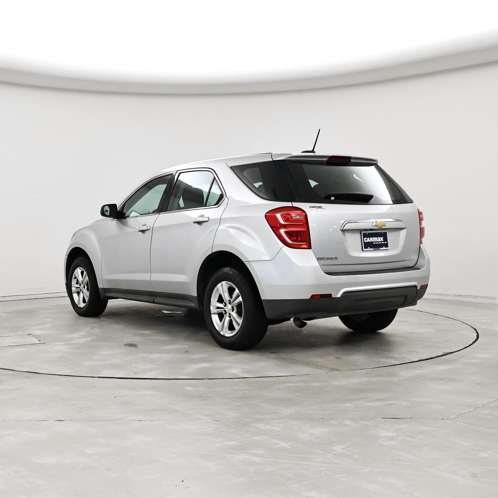 Thumbnail: 2017 Chevrolet Equinox - 2