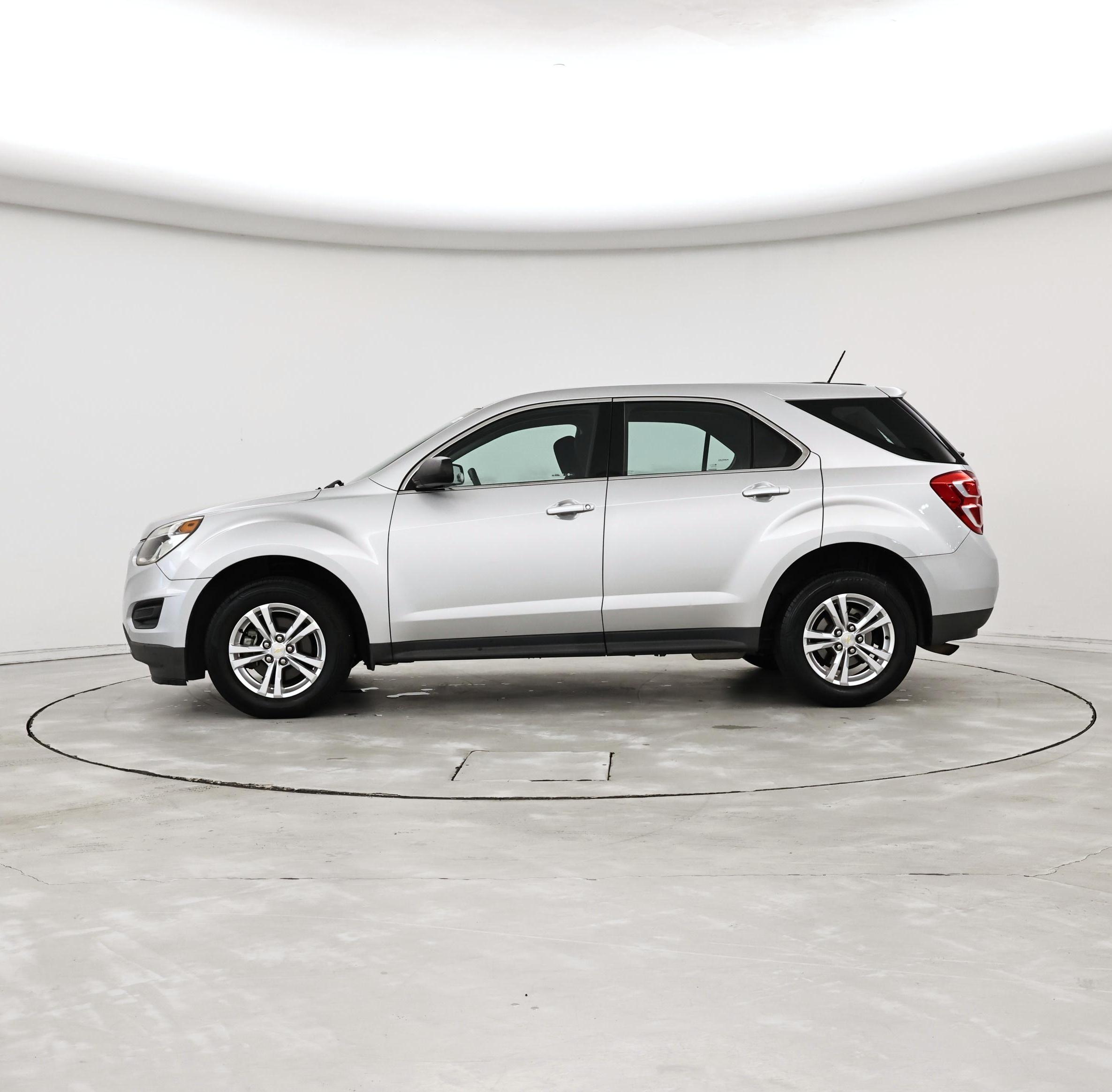 Thumbnail: 2017 Chevrolet Equinox - 3