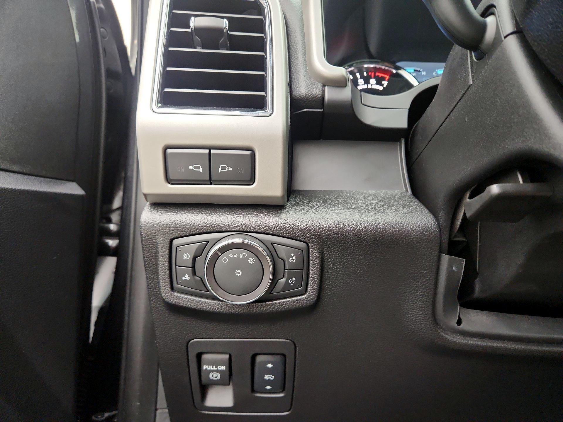 Thumbnail: 2018 Ford F-150 - 13