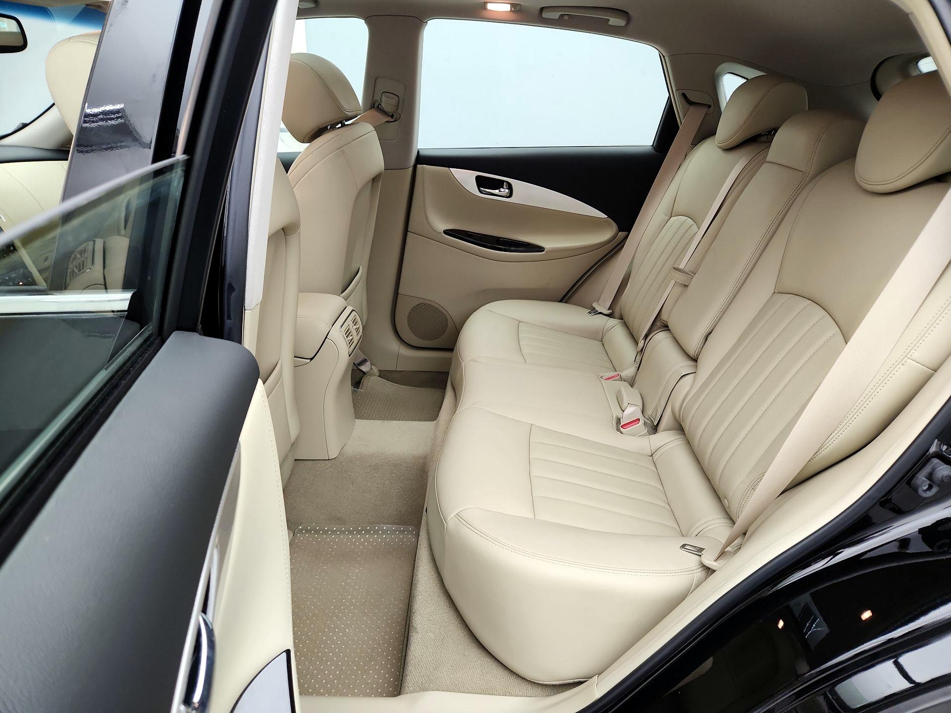 Thumbnail: 2017 INFINITI QX50 - 20