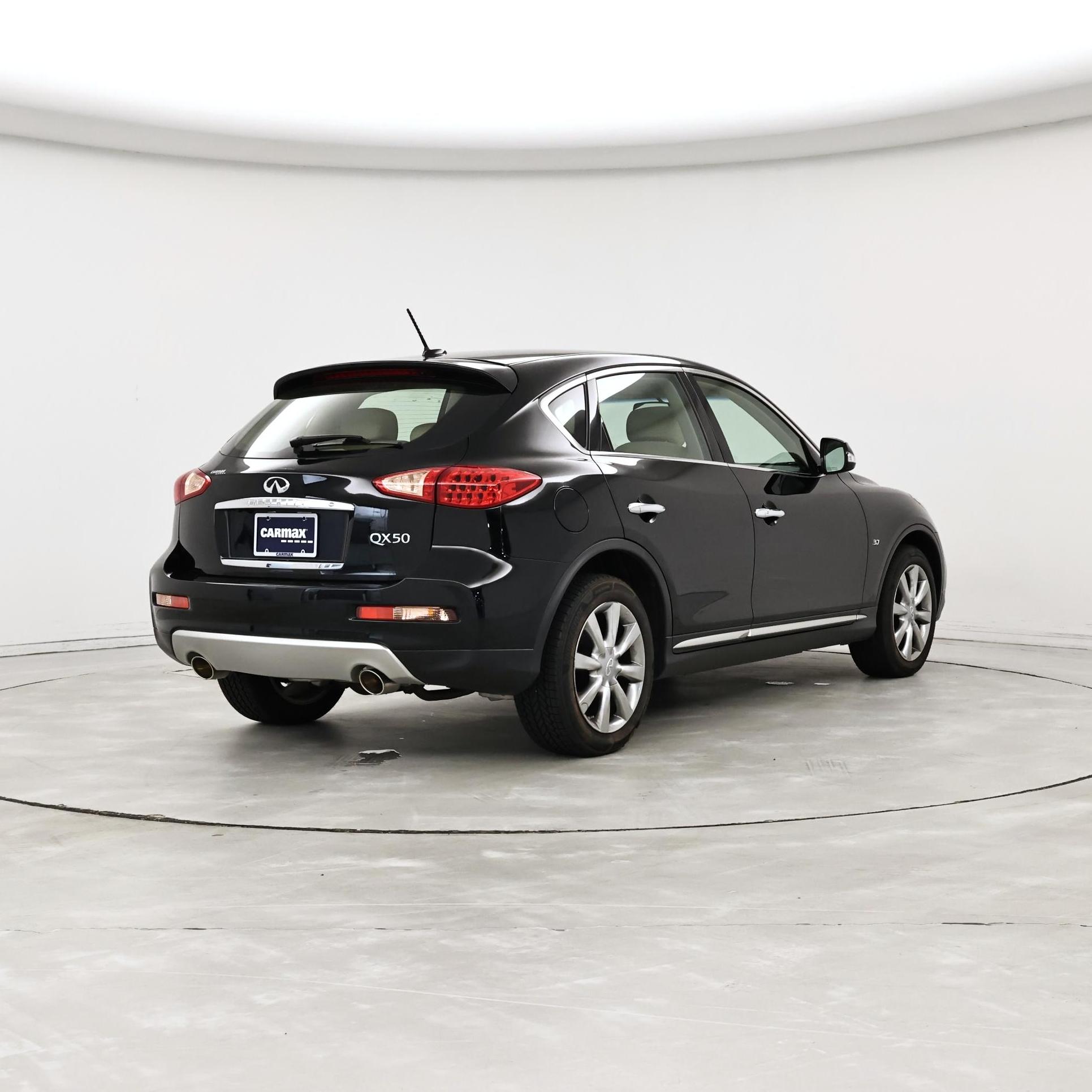 Thumbnail: 2017 INFINITI QX50 - 8