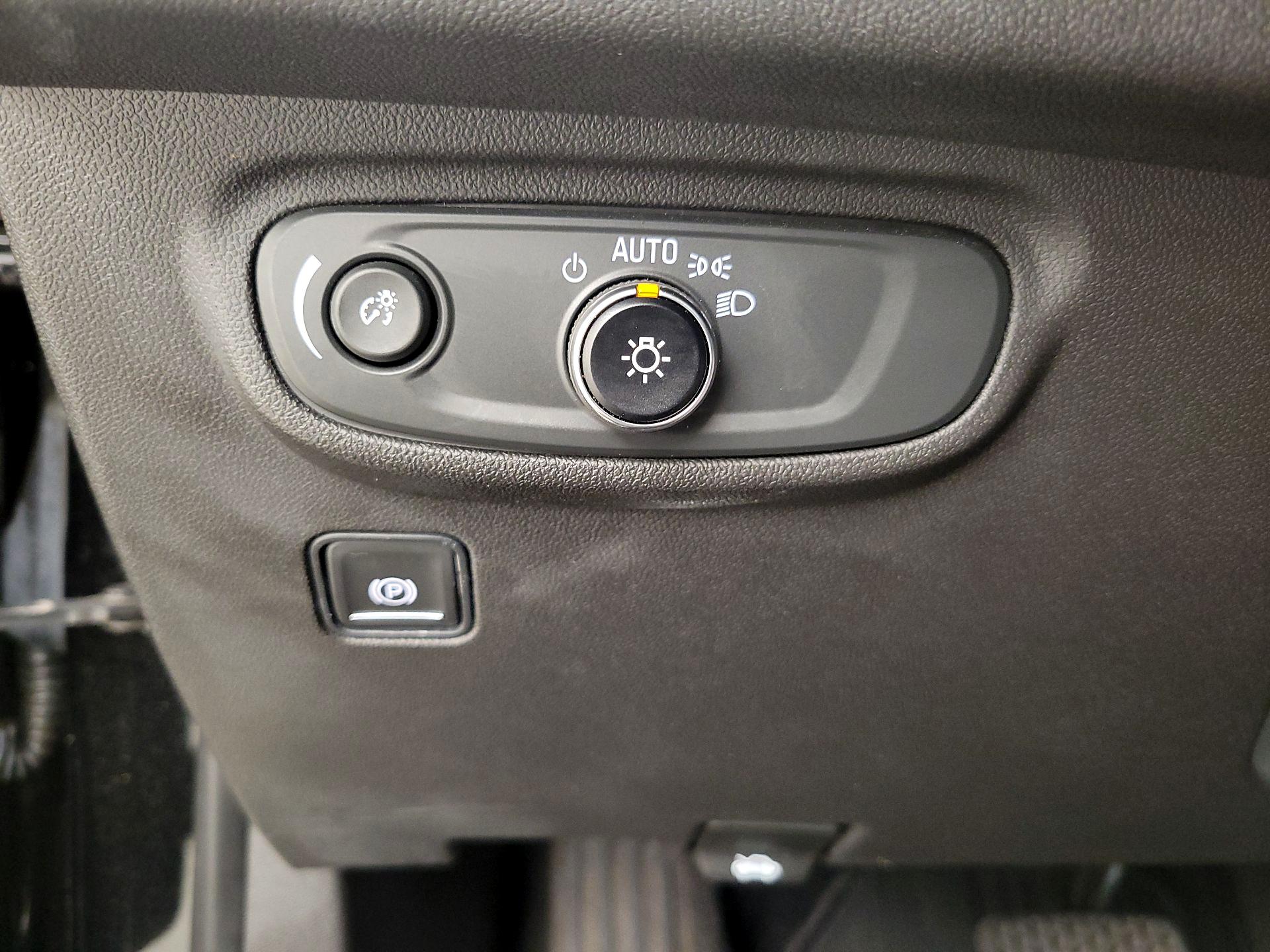 Thumbnail: 2020 GMC Terrain - 13