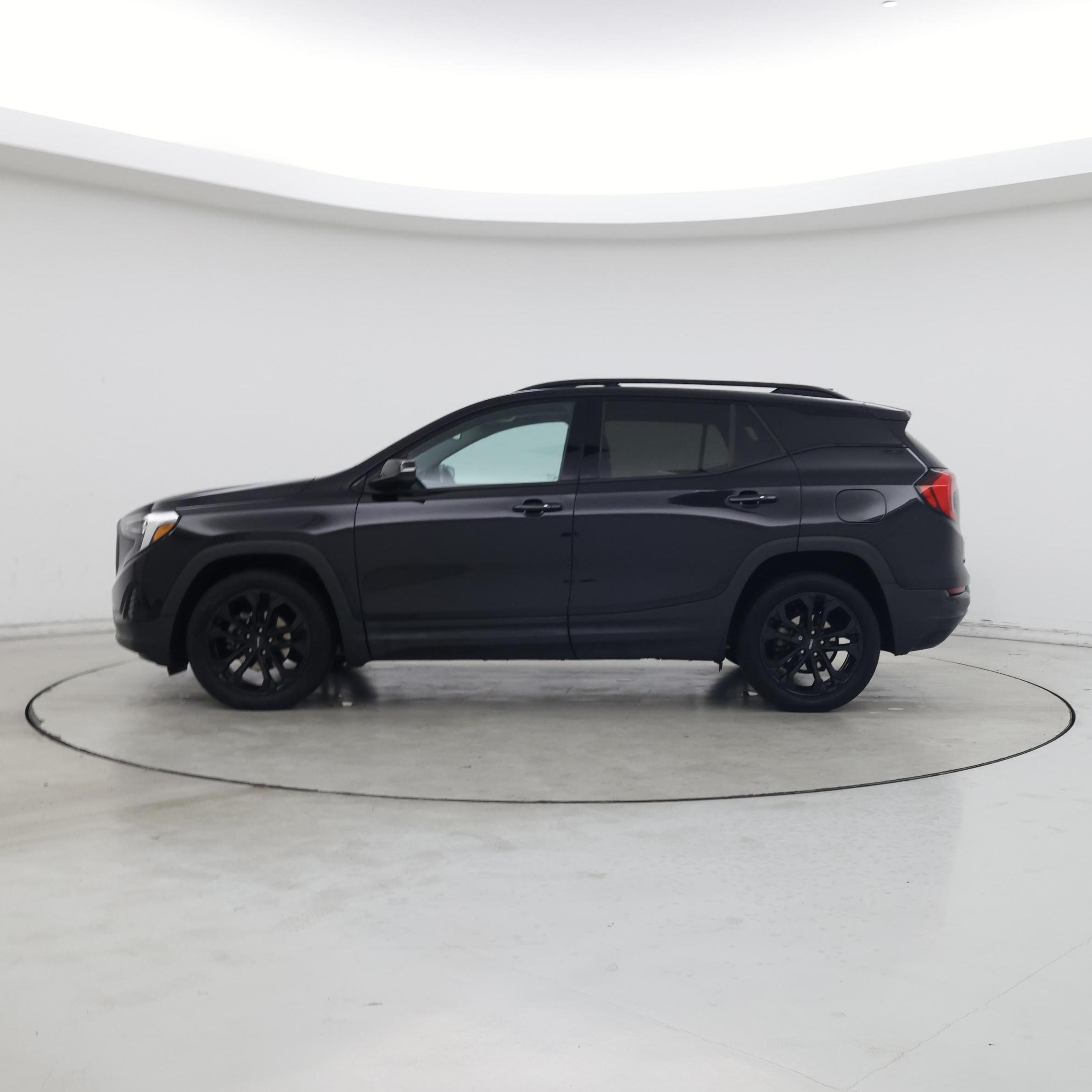Thumbnail: 2020 GMC Terrain - 3